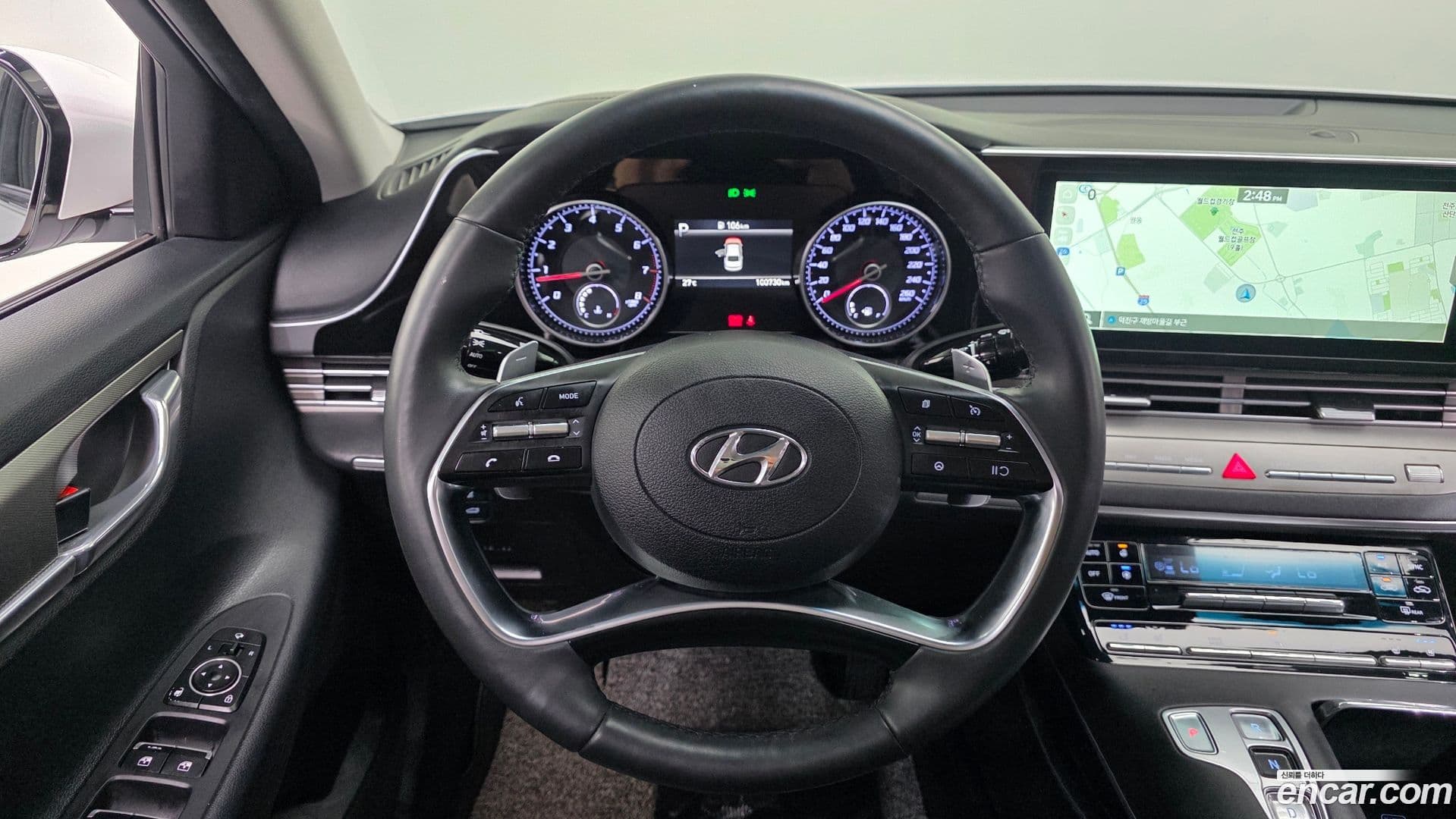 Main__Slider__Photo:Grandeur Hyundai 2020.1-13