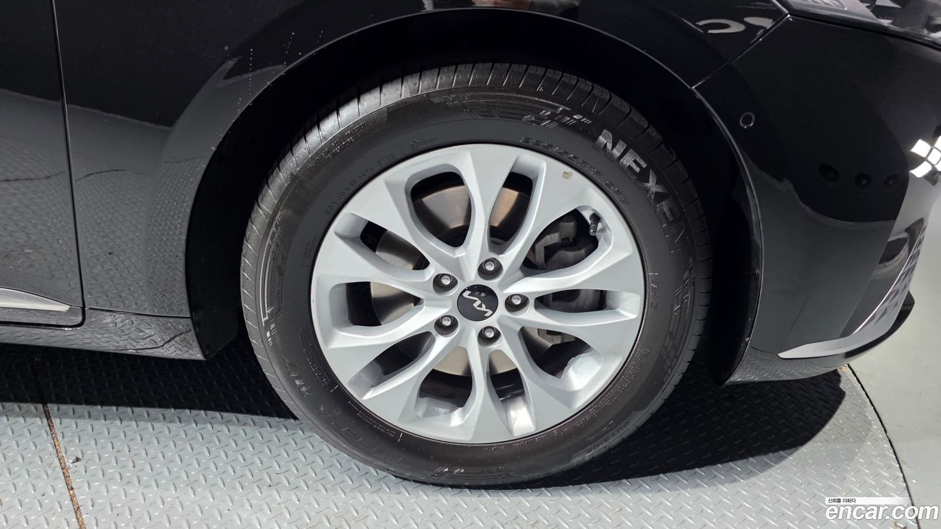 Main__Slider__Photo:K8 Kia 2024.1-4