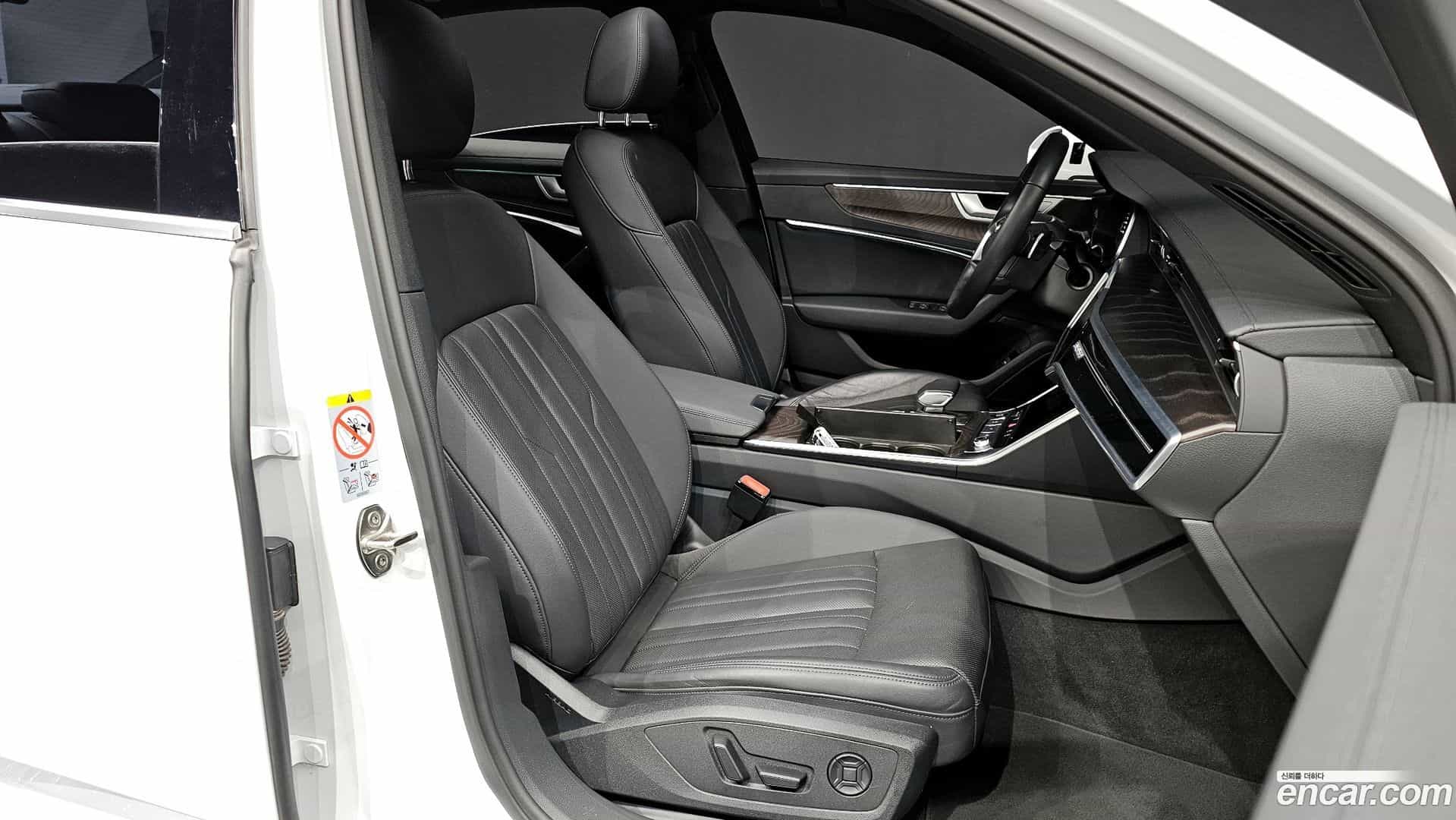 A6 Audi 2022.11-INNER-010