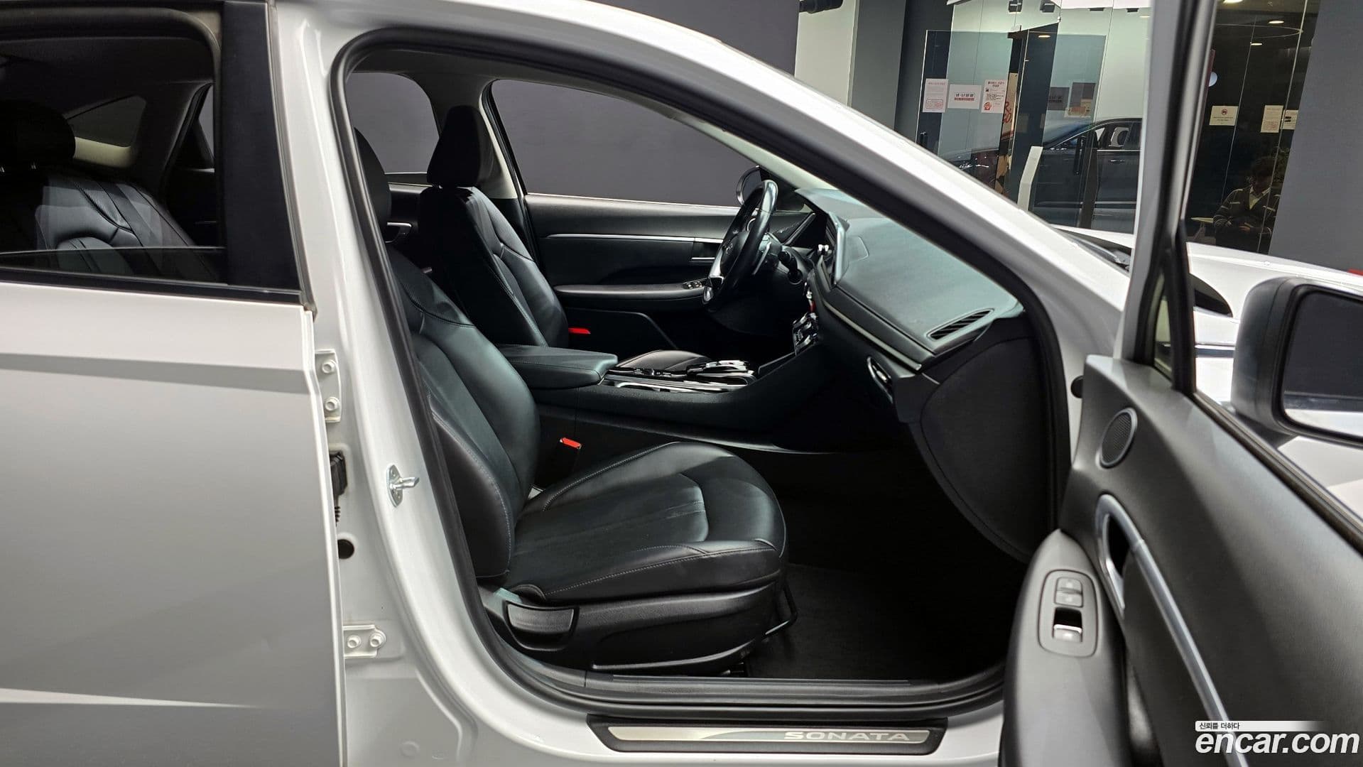 Main__Slider__Photo:Sonata Hyundai 2021.3-9