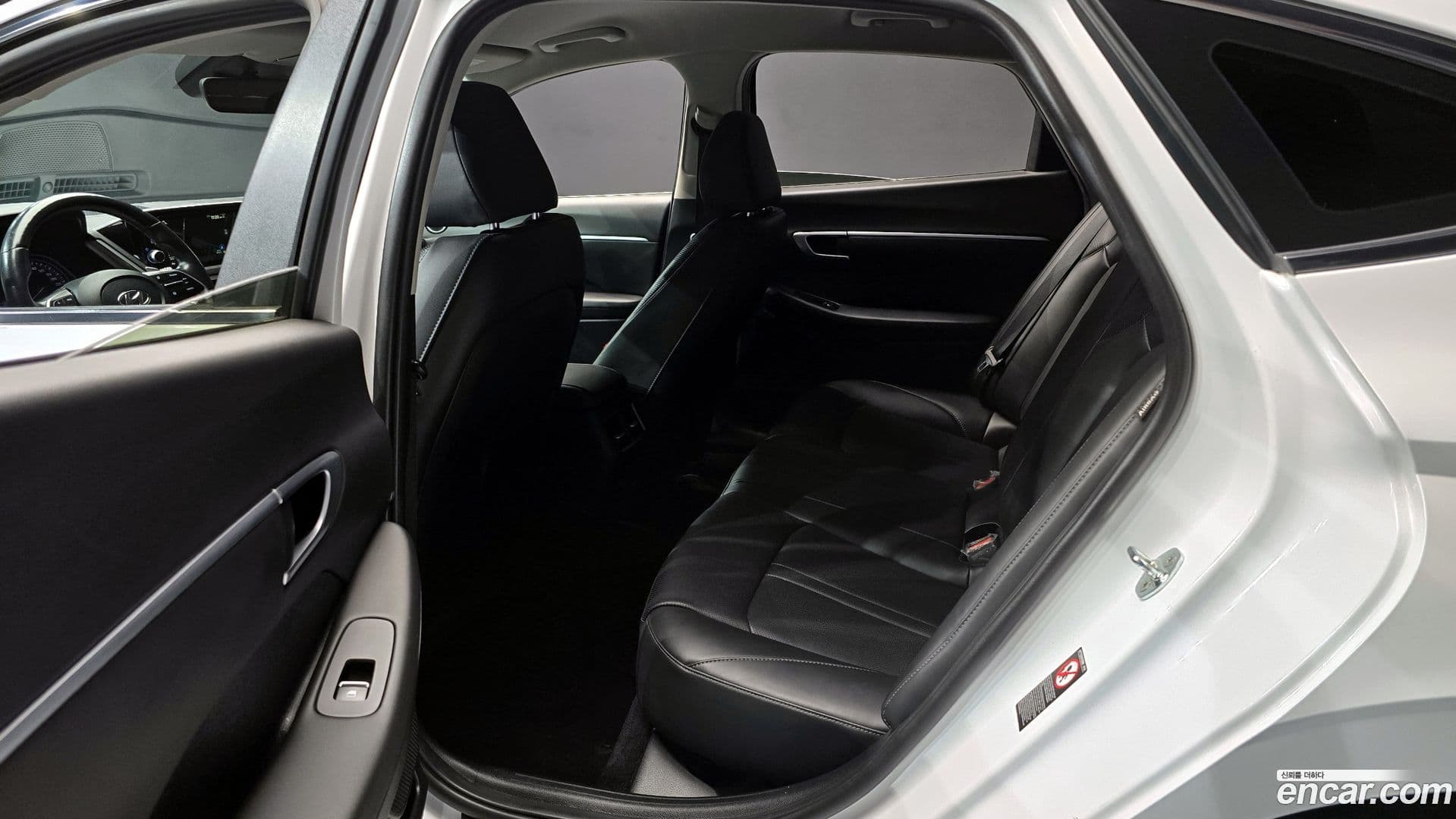 Main__Slider__Photo:Sonata Hyundai 2021.3-12