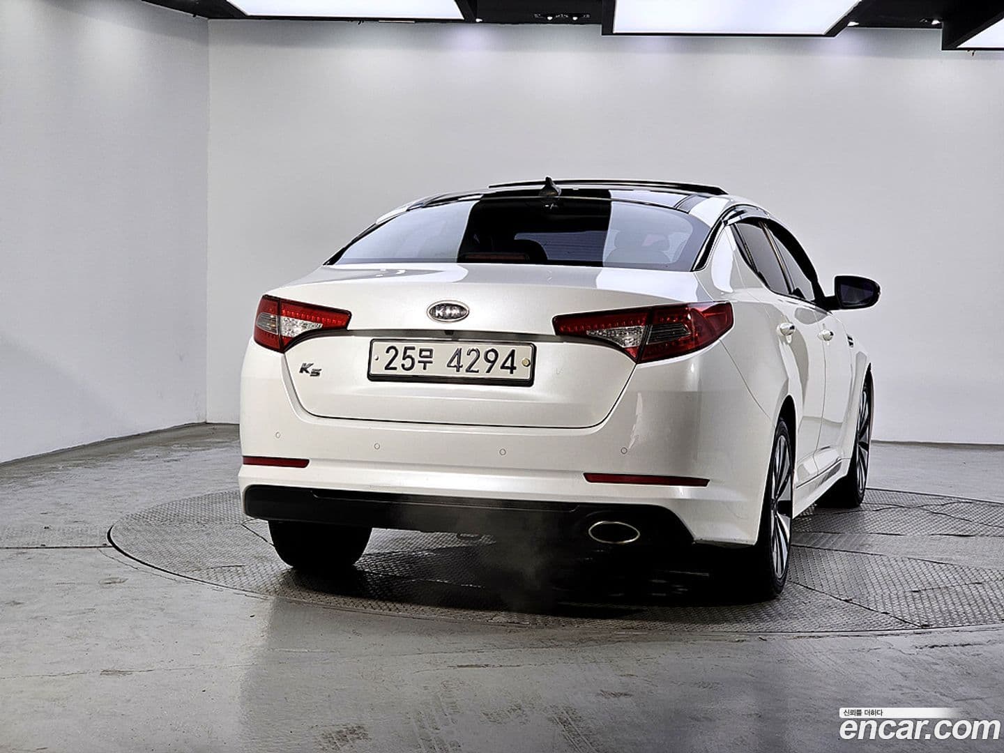 Main__Slider__Photo:K5 Kia 2010.5-2