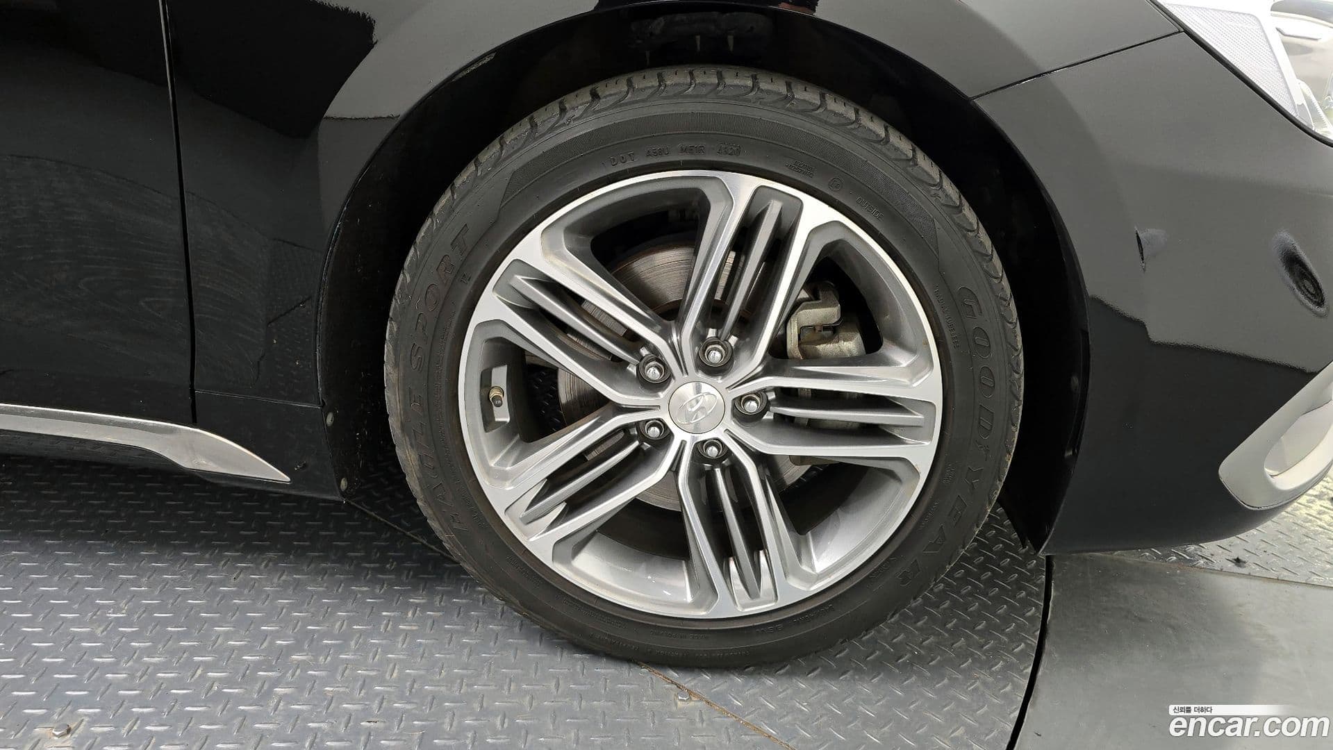 Main__Slider__Photo:Grandeur Hyundai 2017.11-4