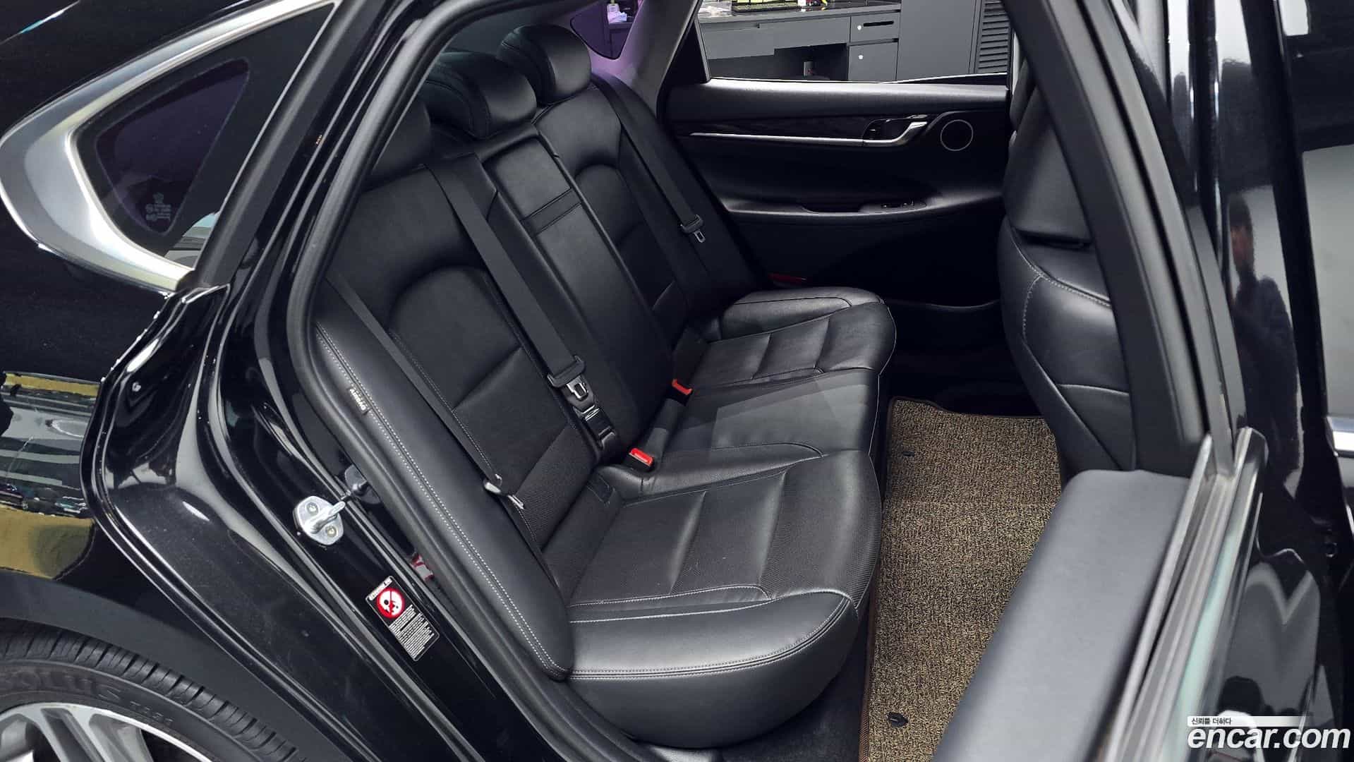 Grandeur Hyundai 2017.11-OPTION-016