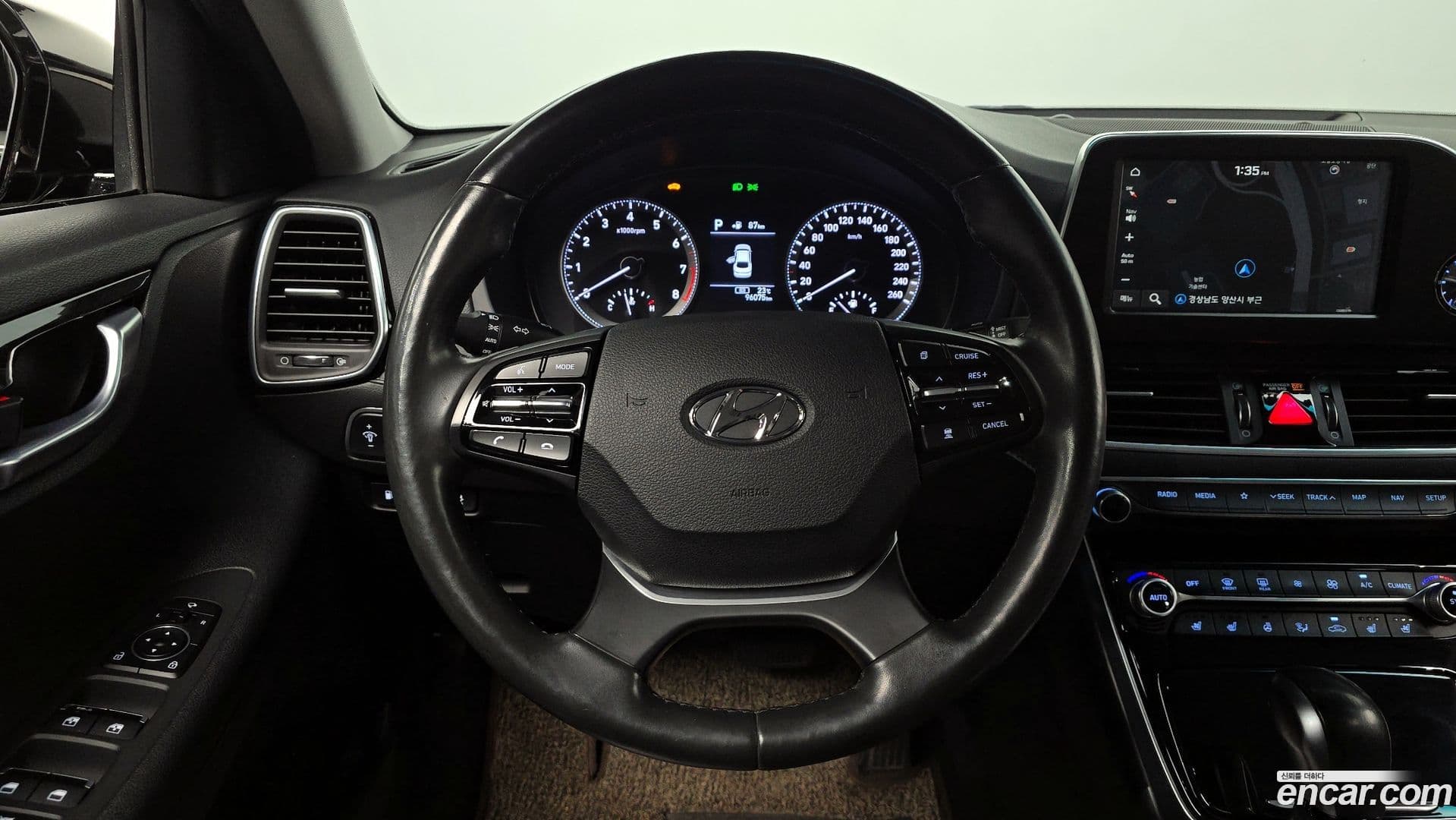 Main__Slider__Photo:Grandeur Hyundai 2017.11-13