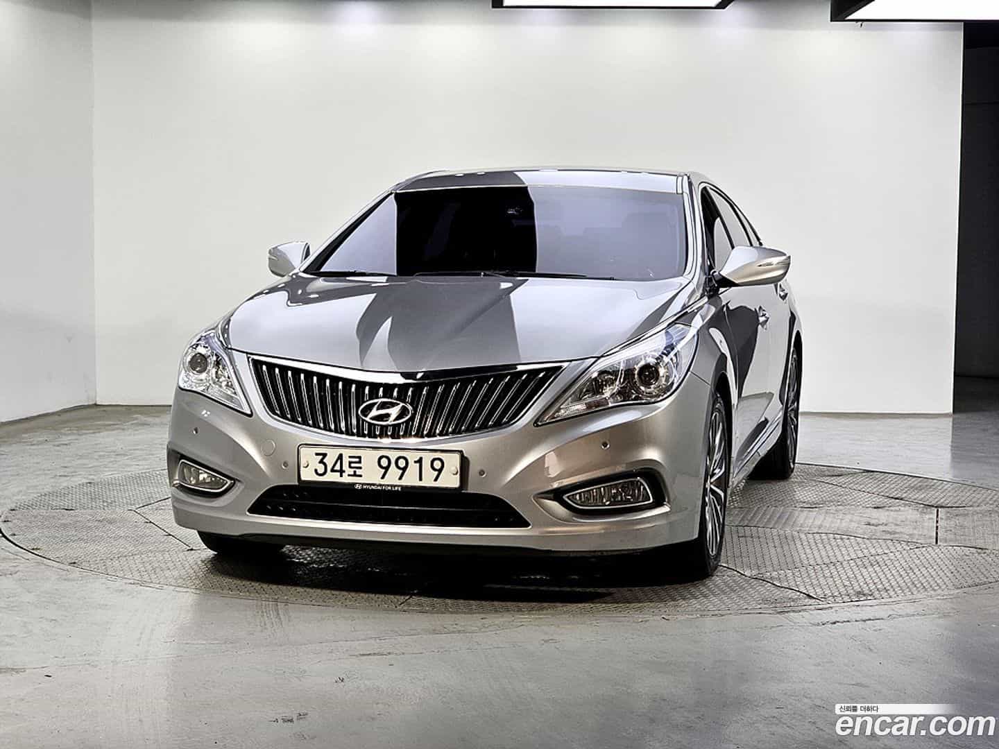 Grandeur Hyundai 2014.4-OUTER-002