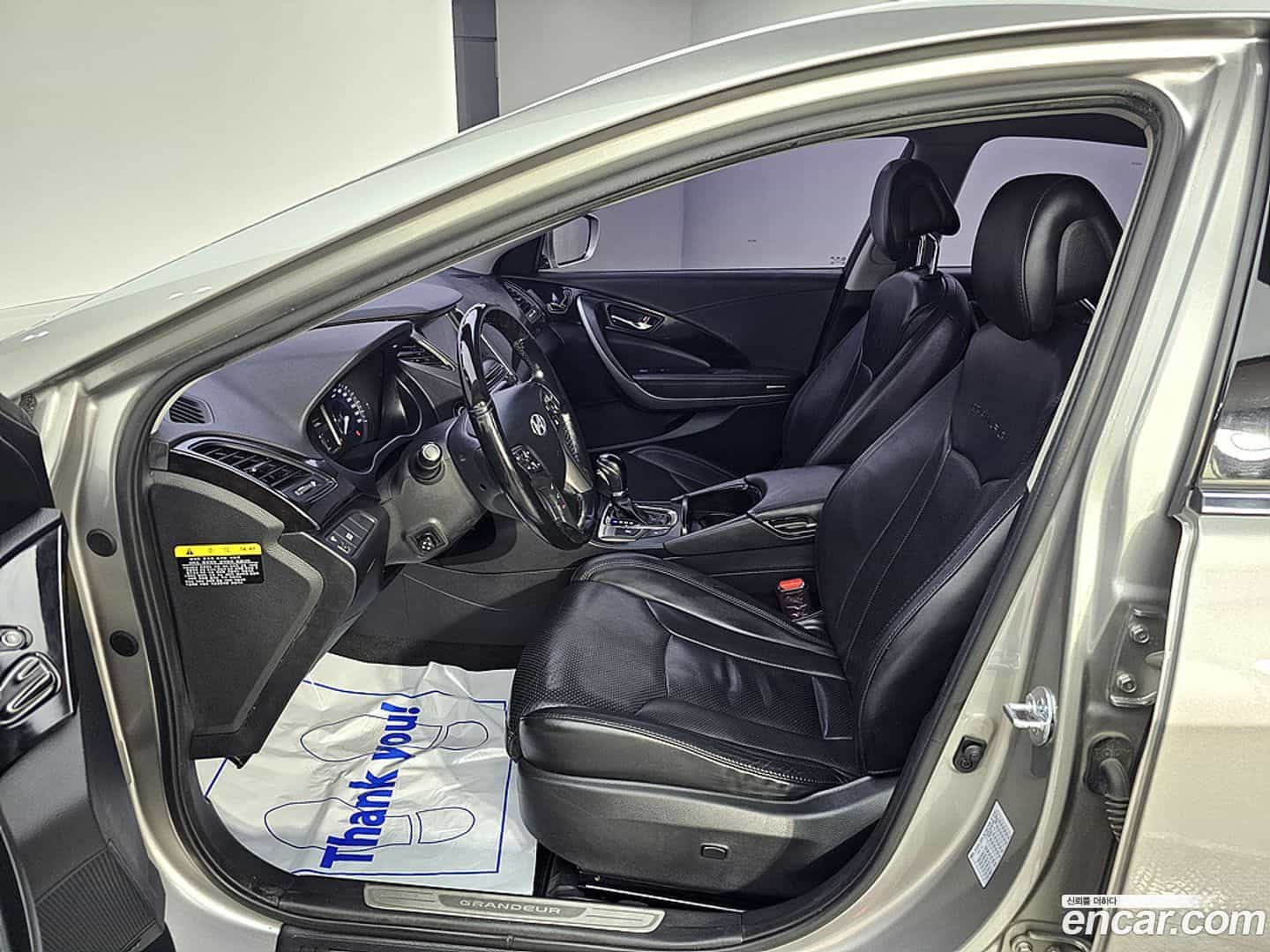 Grandeur Hyundai 2014.4-INNER-007