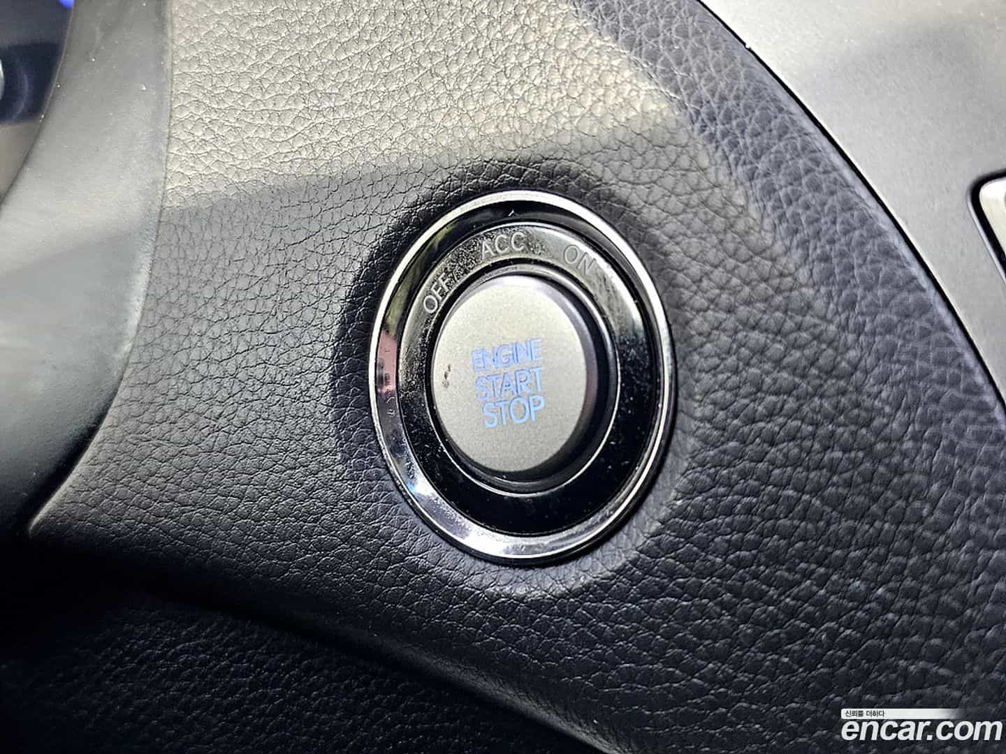 Grandeur Hyundai 2014.4-OPTION-017