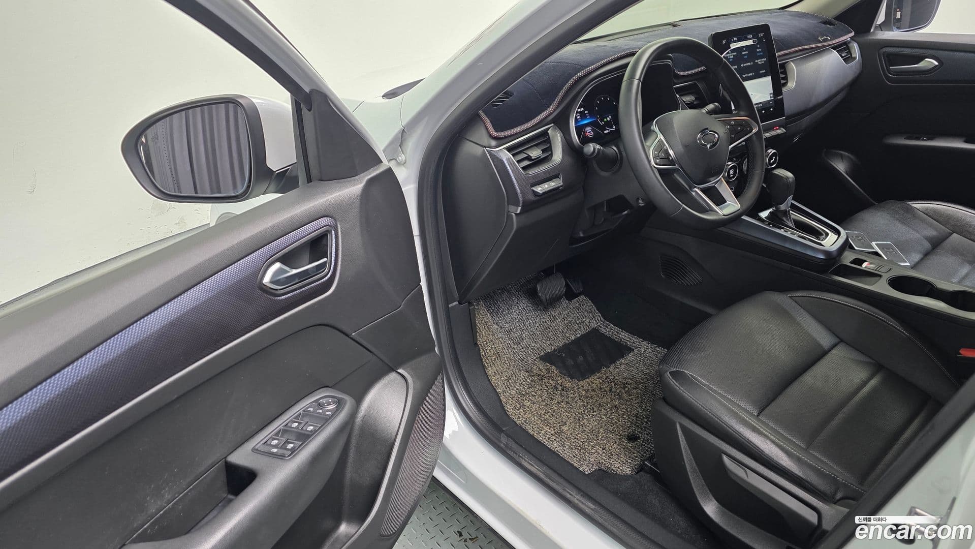 Main__Slider__Photo:XM3 Renault-KoreaSamsung 2020.9-10