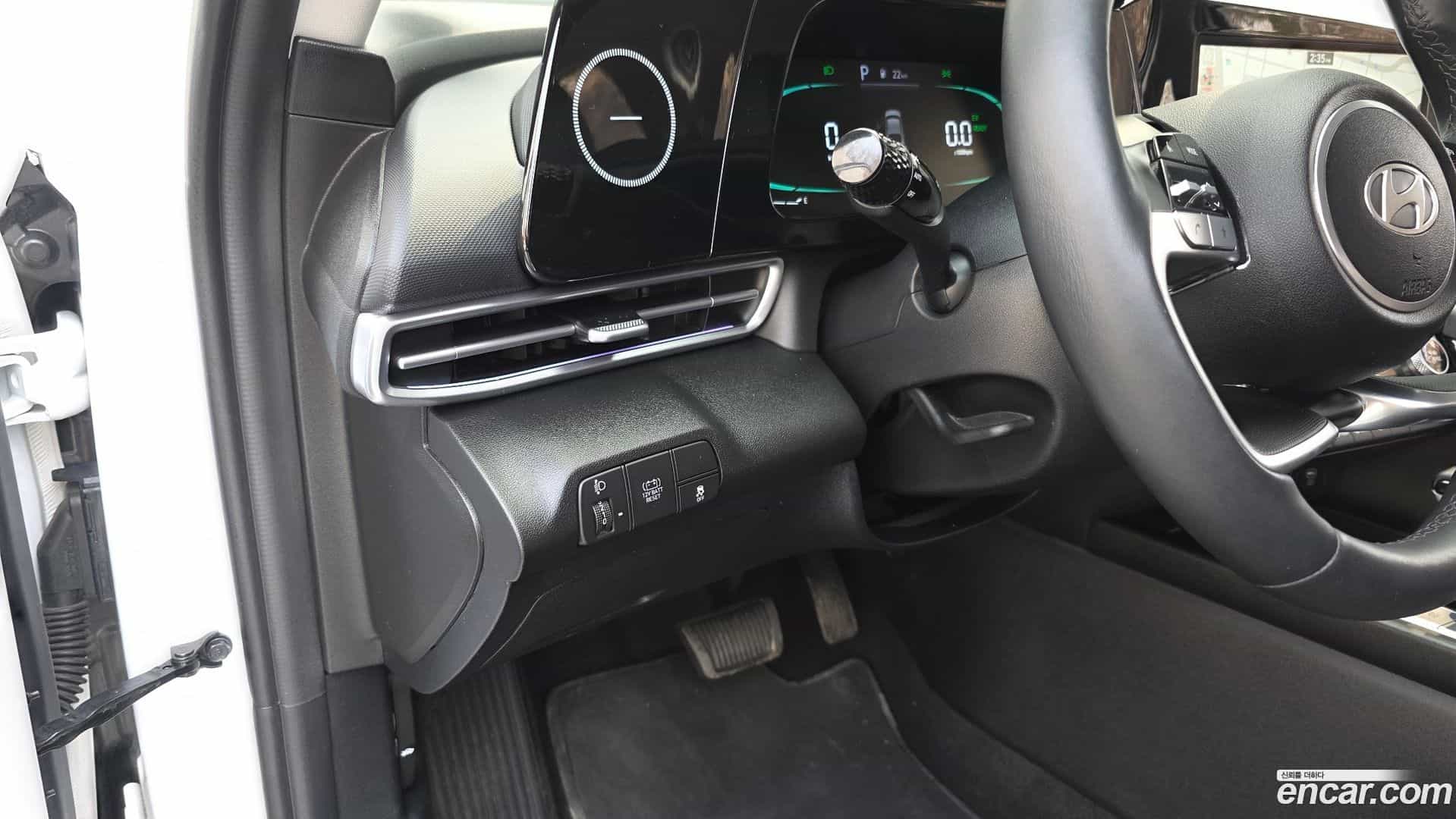 AVANTE Hyundai 2023.6-OPTION-017