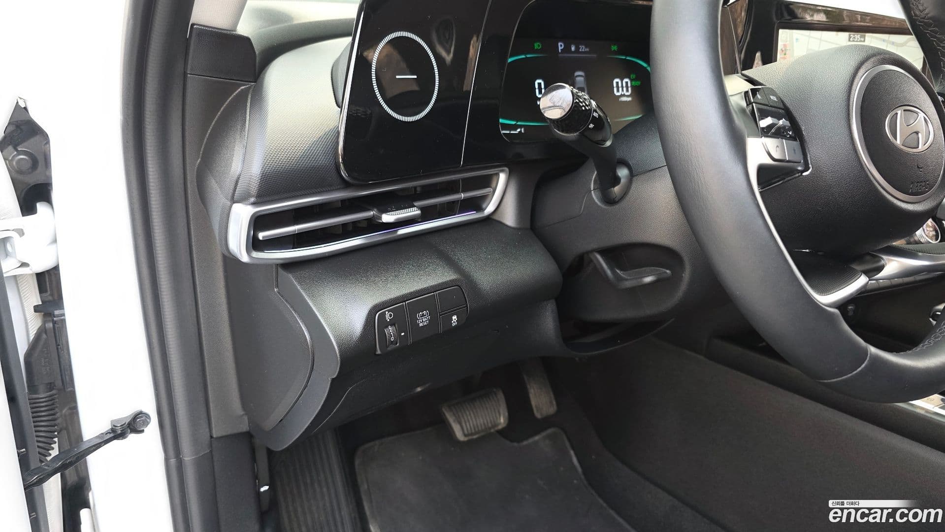 Main__Slider__Photo:AVANTE Hyundai 2023.6-12