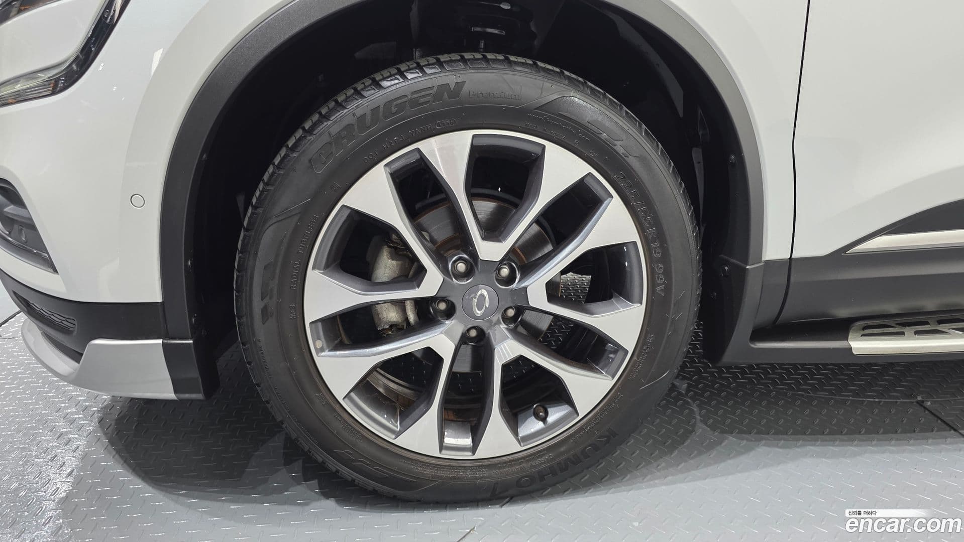 Main__Slider__Photo:QM6 Renault-KoreaSamsung 2018.10-4