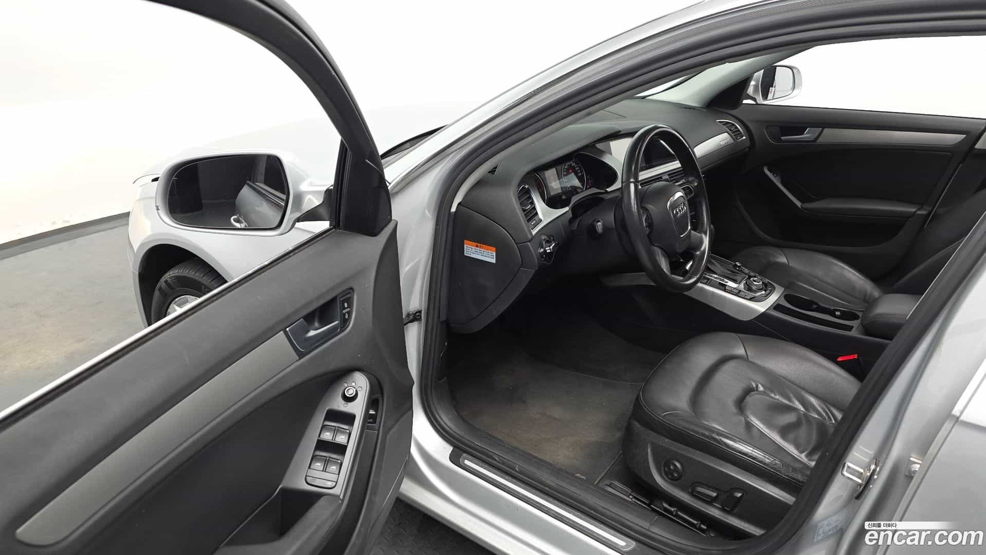 A4 Audi 2010.11-OPTION-016