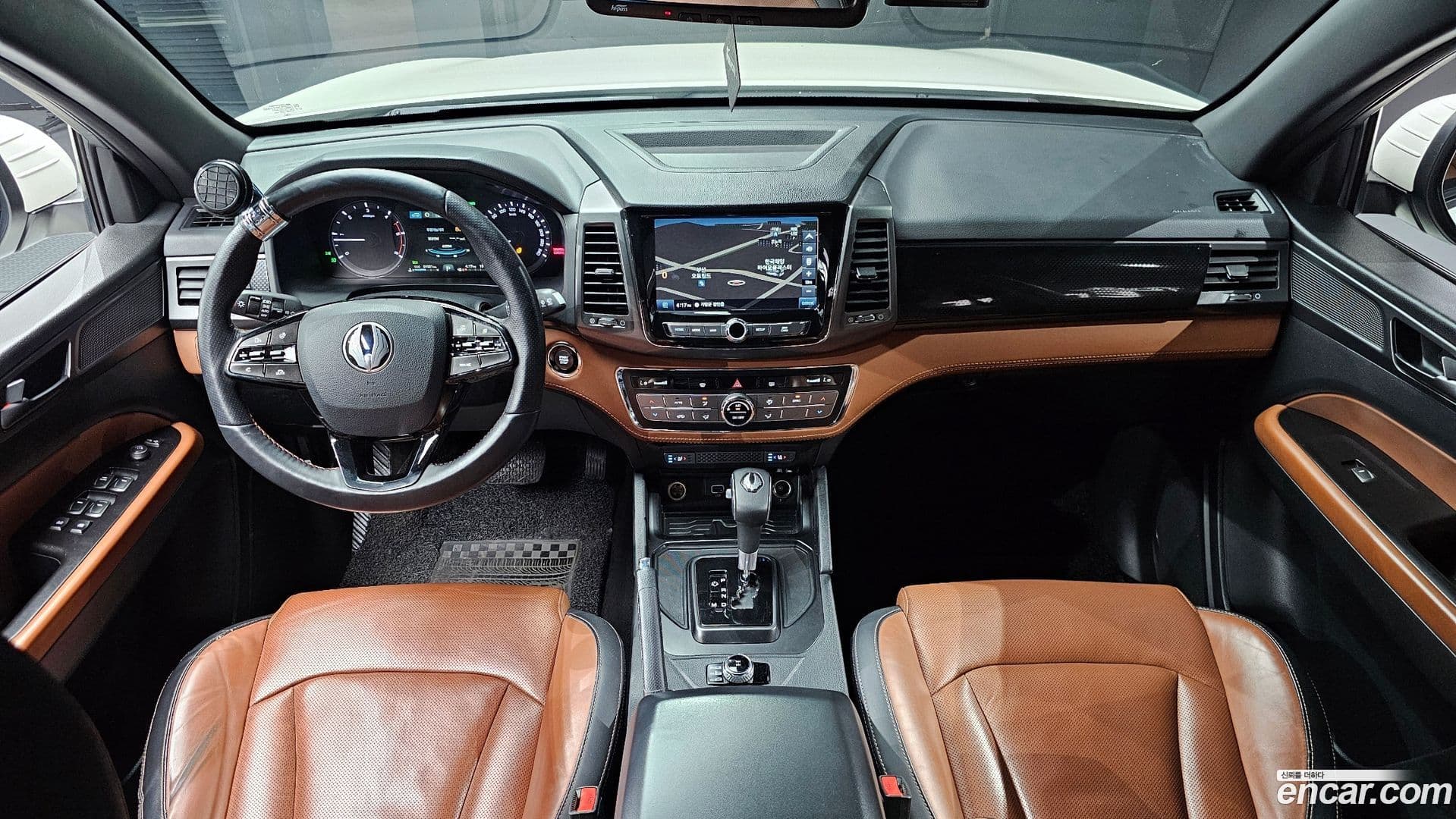 Main__Slider__Photo:Rexton KG_Mobility_Ssangyong 2020.11-6