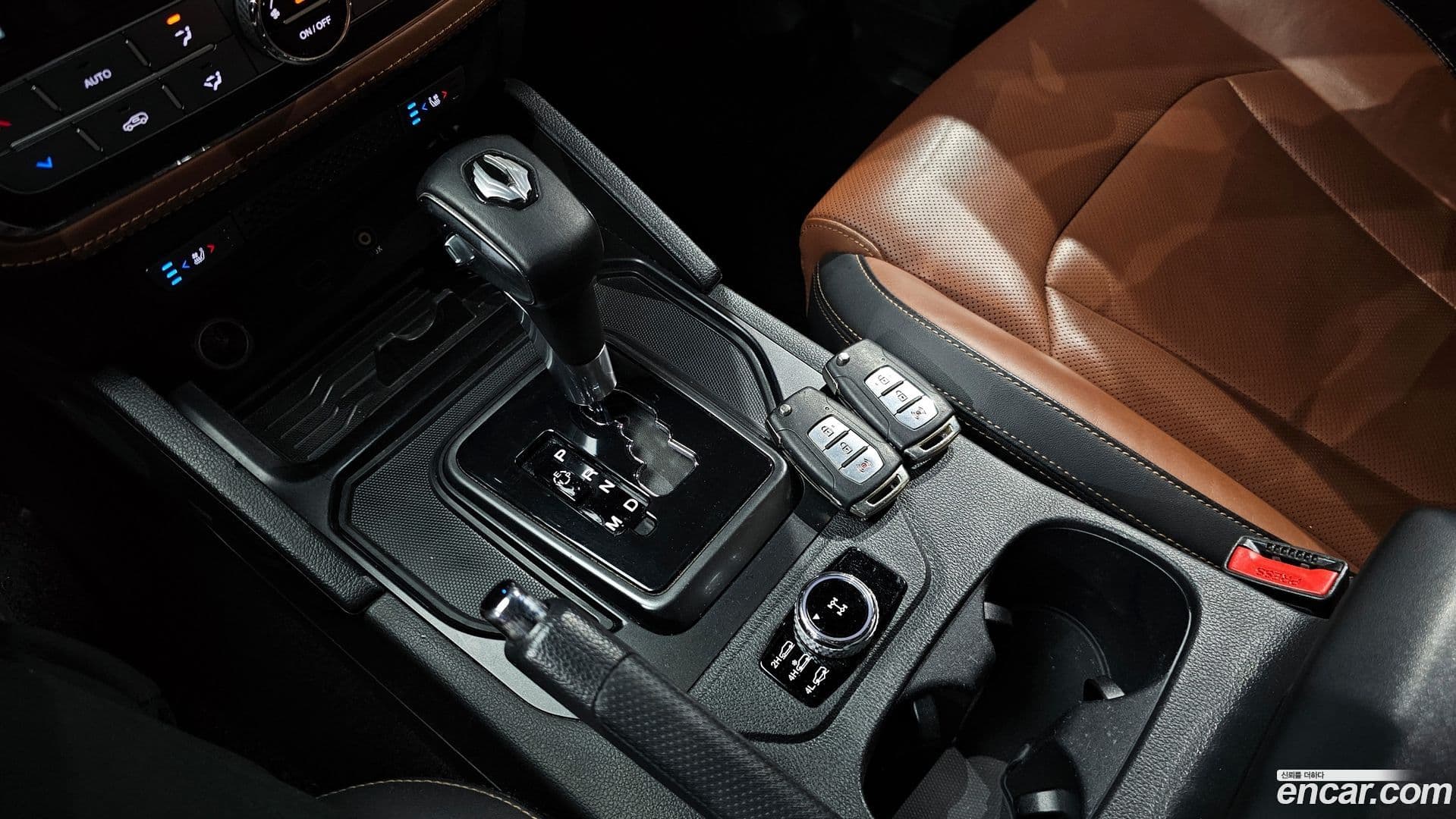 Main__Slider__Photo:Rexton KG_Mobility_Ssangyong 2020.11-8