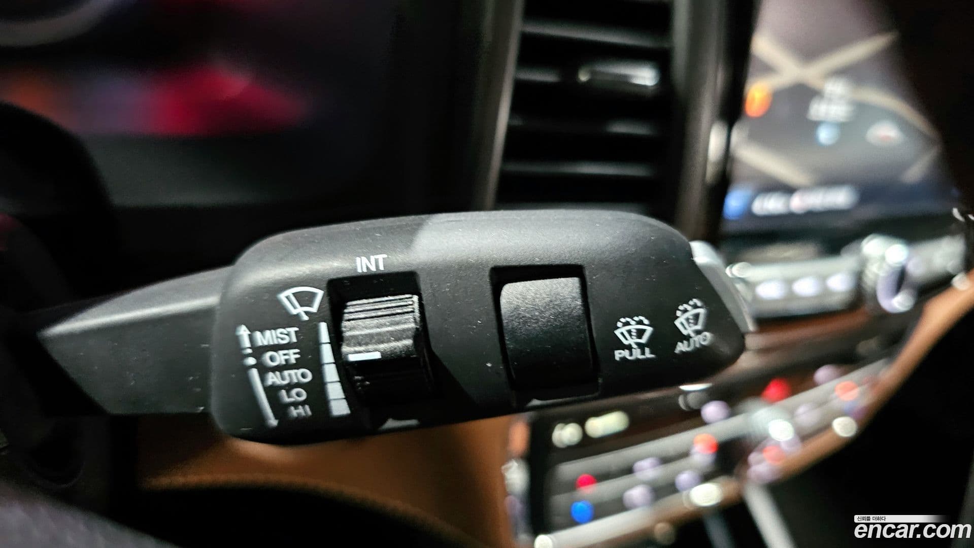 Main__Slider__Photo:Rexton KG_Mobility_Ssangyong 2020.11-15