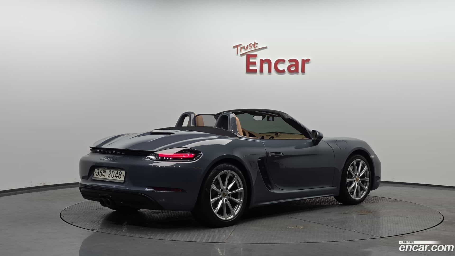 718 Porsche 2017.4-OUTER-002