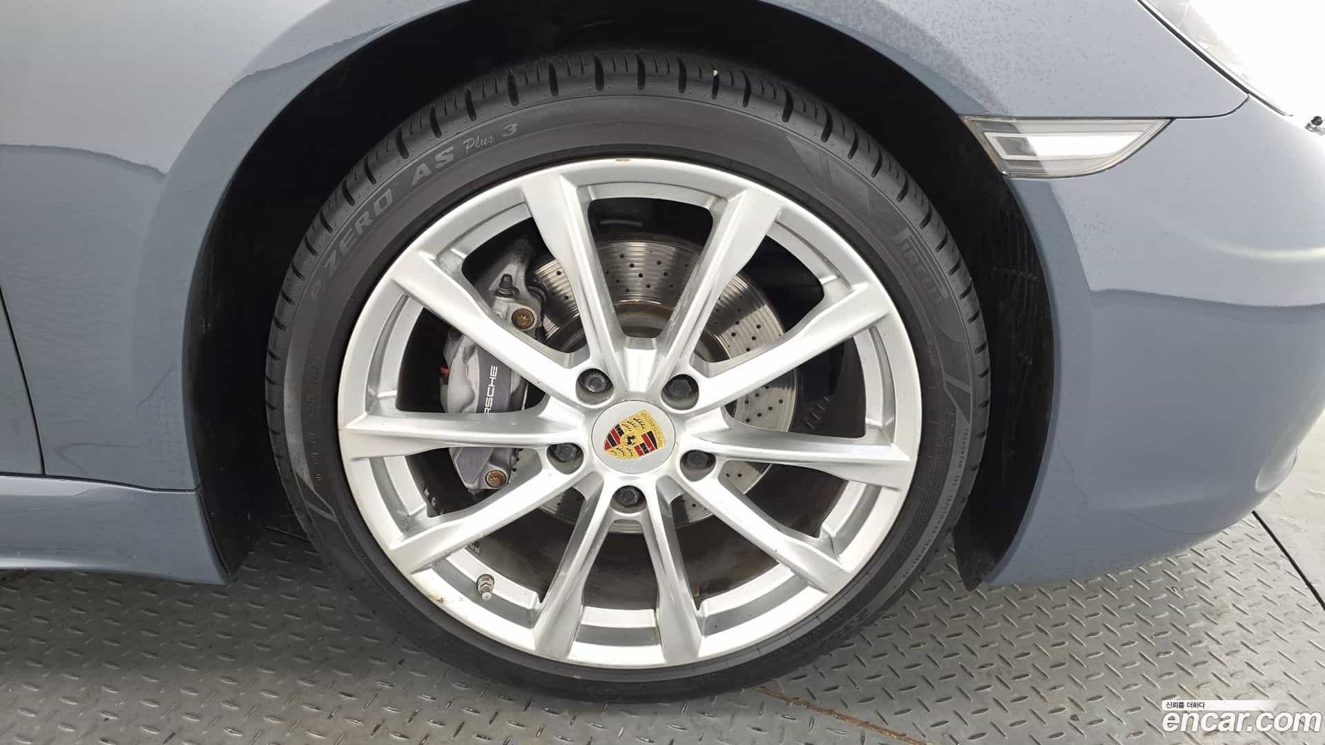 718 Porsche 2017.4-OUTER-005