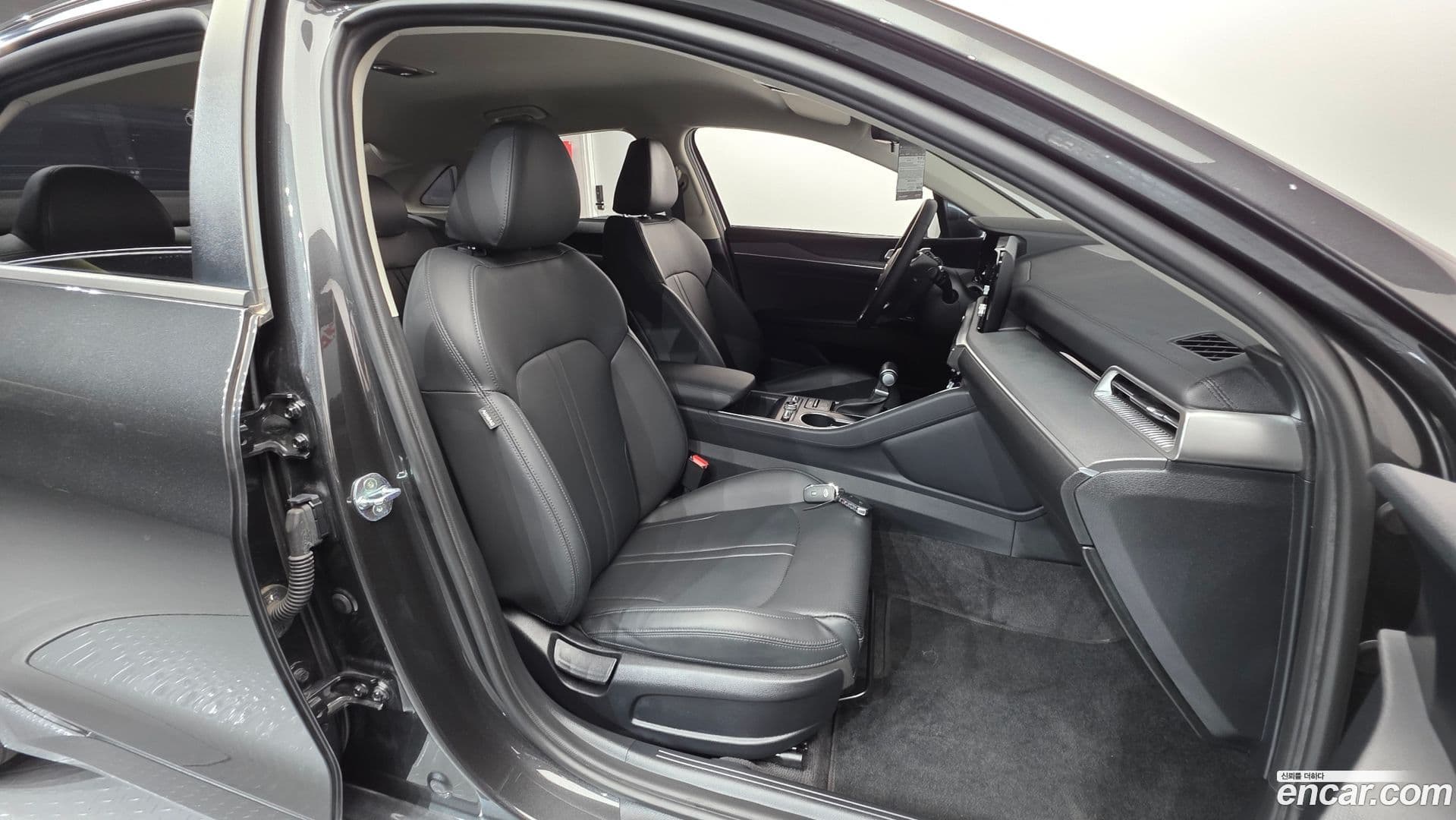 Main__Slider__Photo:K5 Kia 2021.1-9