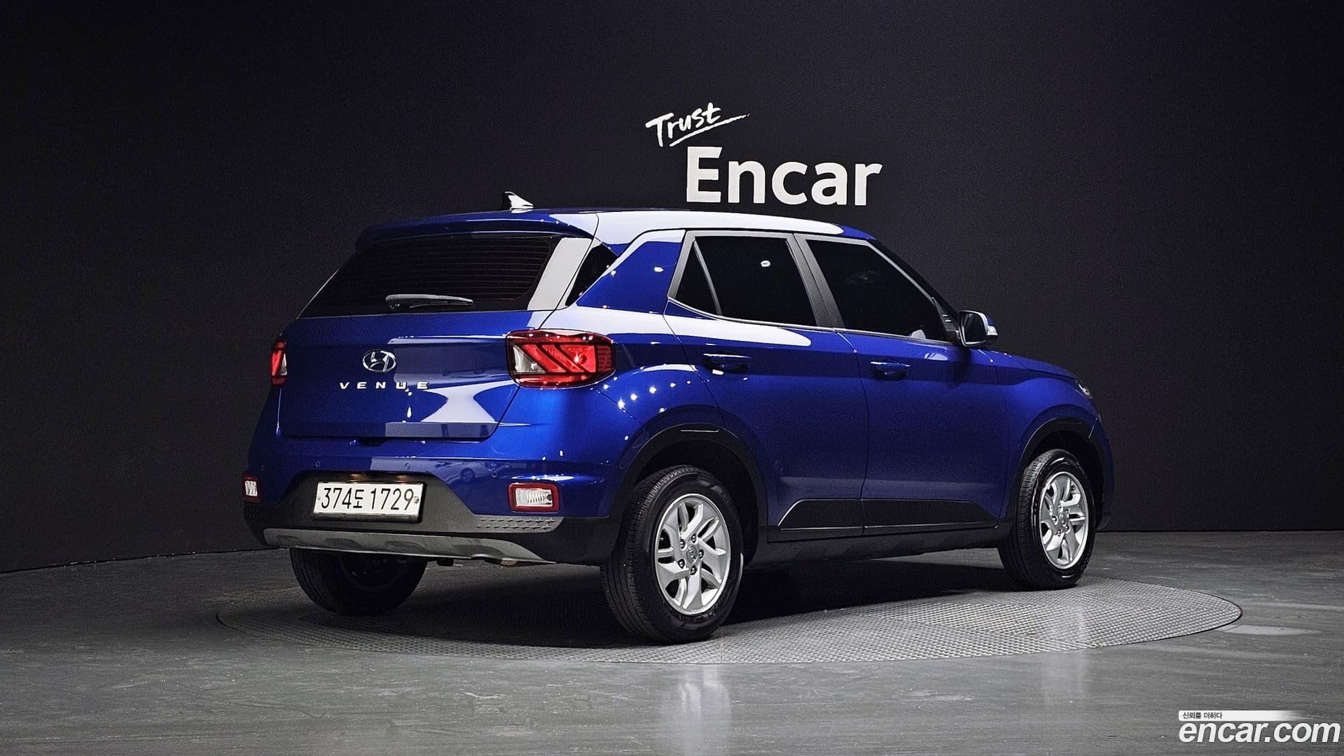 Main__Slider__Photo:Venue Hyundai 2020.5-1