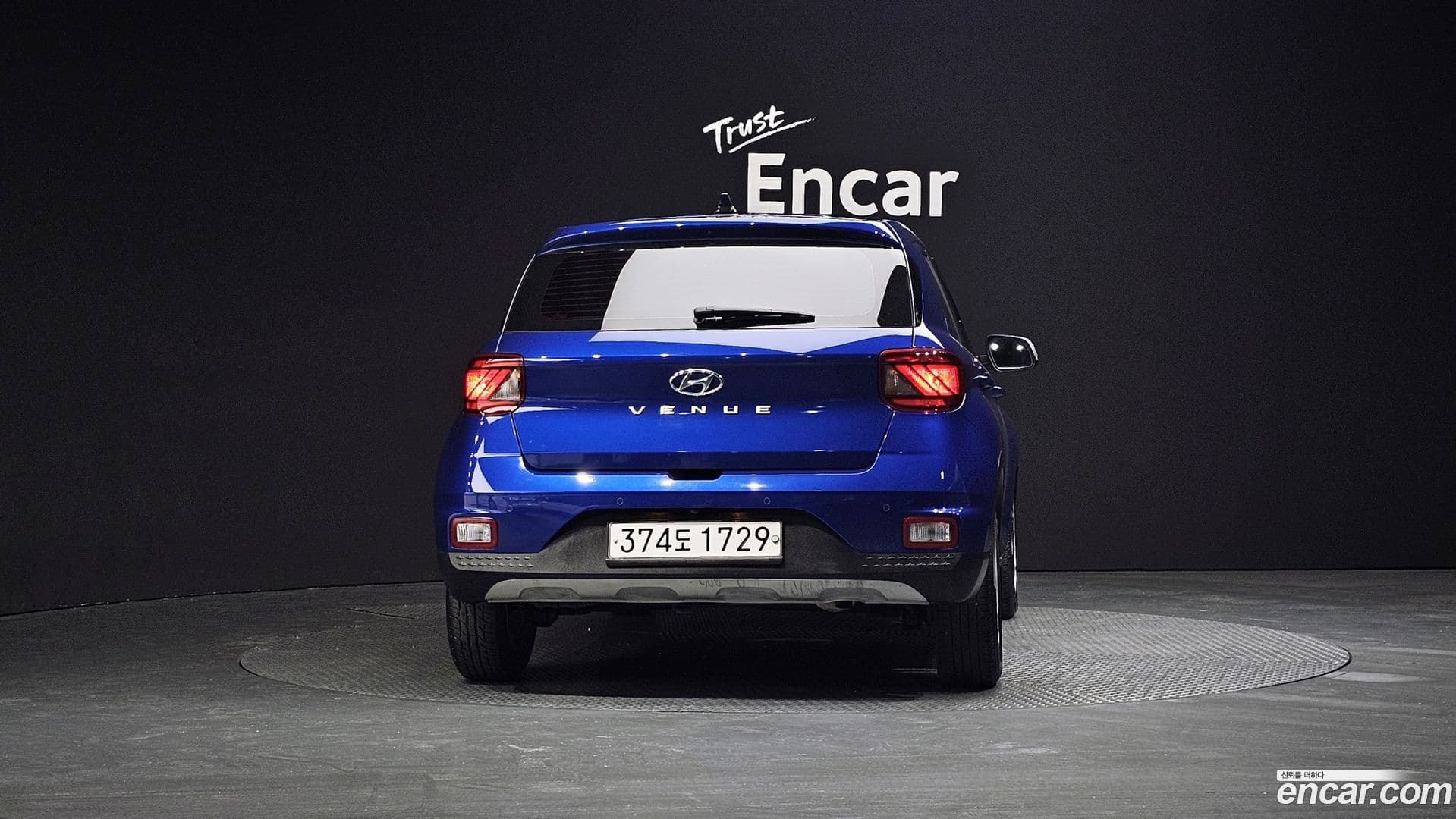 Main__Slider__Photo:Venue Hyundai 2020.5-3