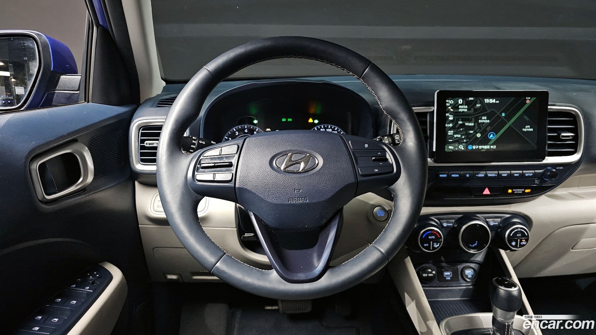 Main__Slider__Photo:Venue Hyundai 2020.5-12