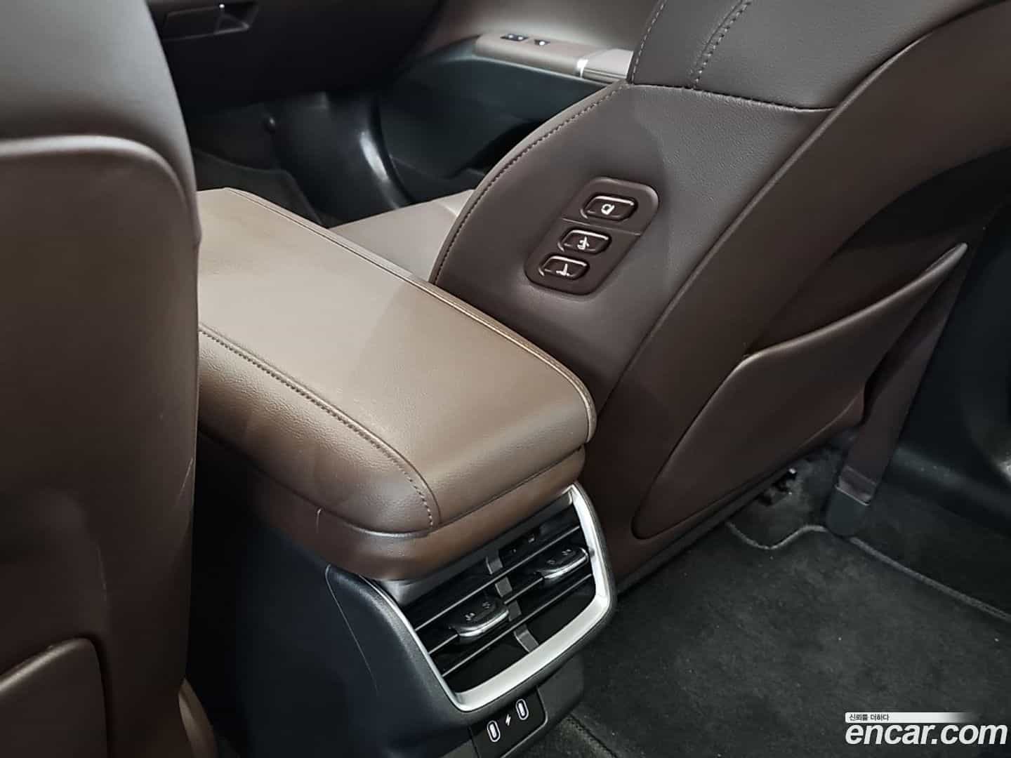 Grandeur Hyundai 2023.0-OPTION-021