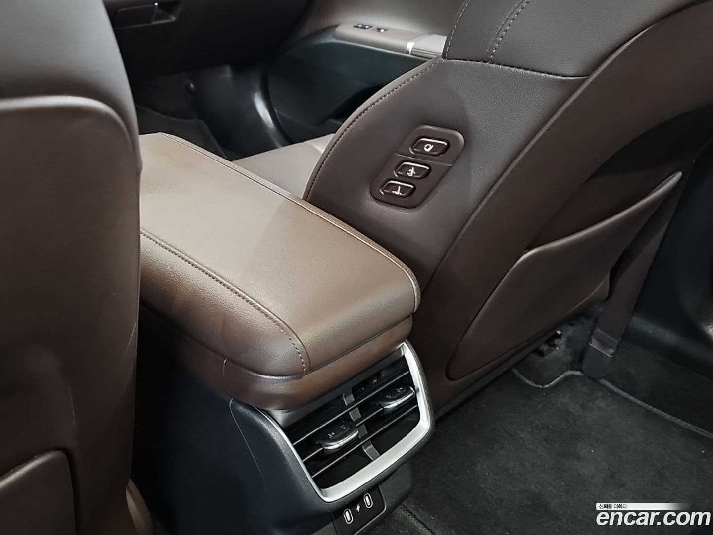 Main__Slider__Photo:Grandeur Hyundai 2023.0-16