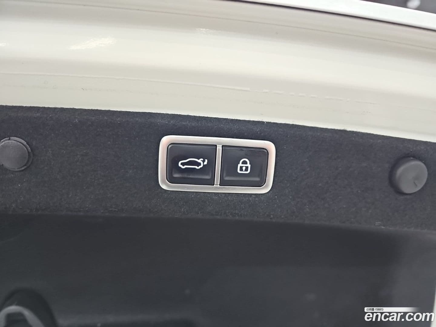 Main__Slider__Photo:Grandeur Hyundai 2023.0-19