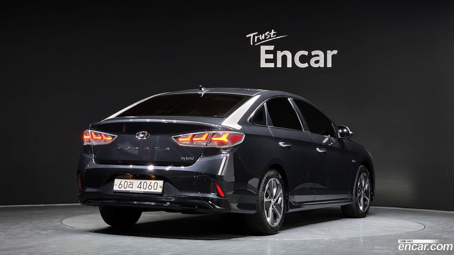 Main__Slider__Photo:Sonata Hyundai 2018.1-1