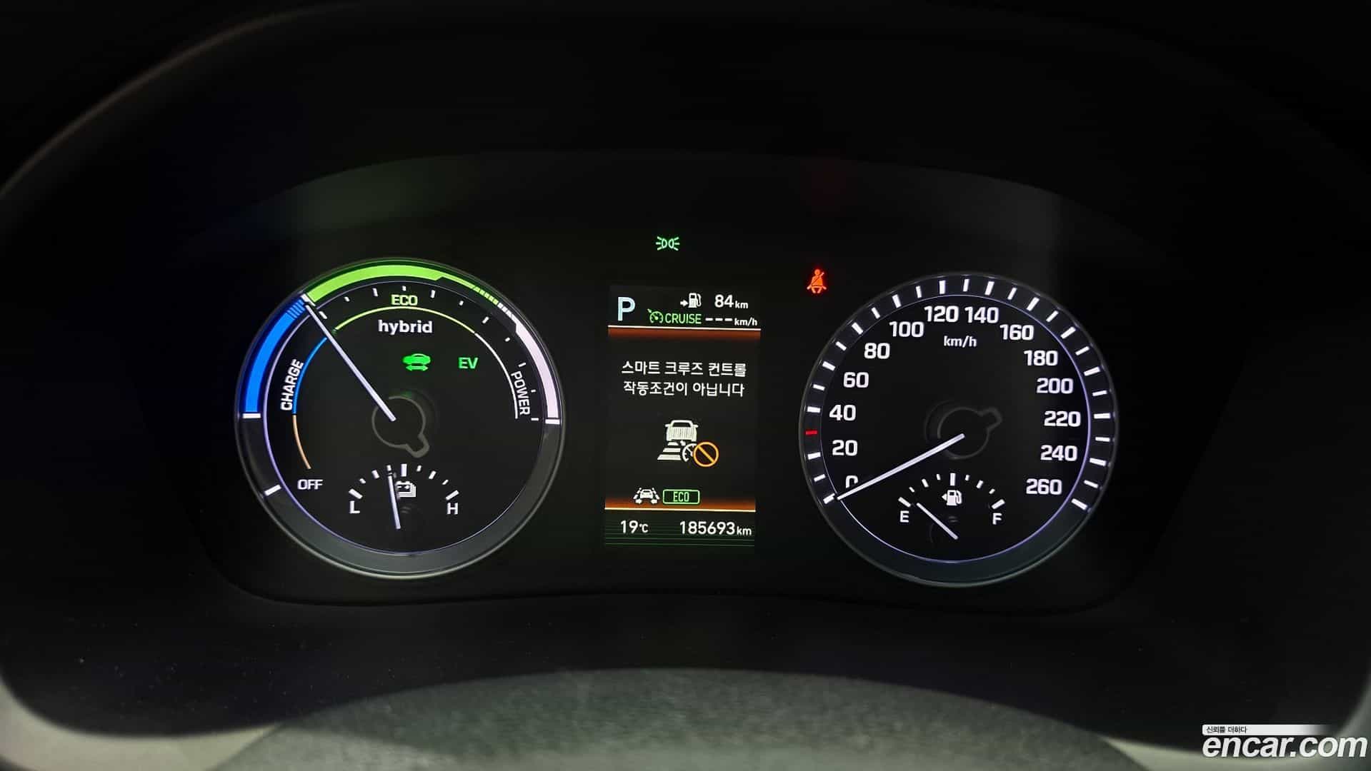 Sonata Hyundai 2018.1-INNER-008