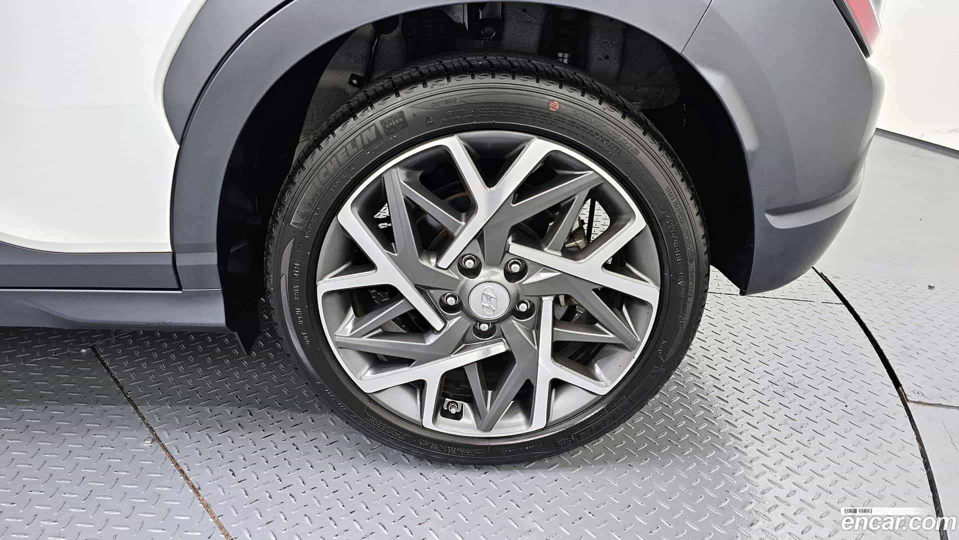 Kona Hyundai 2022.0-OUTER-005