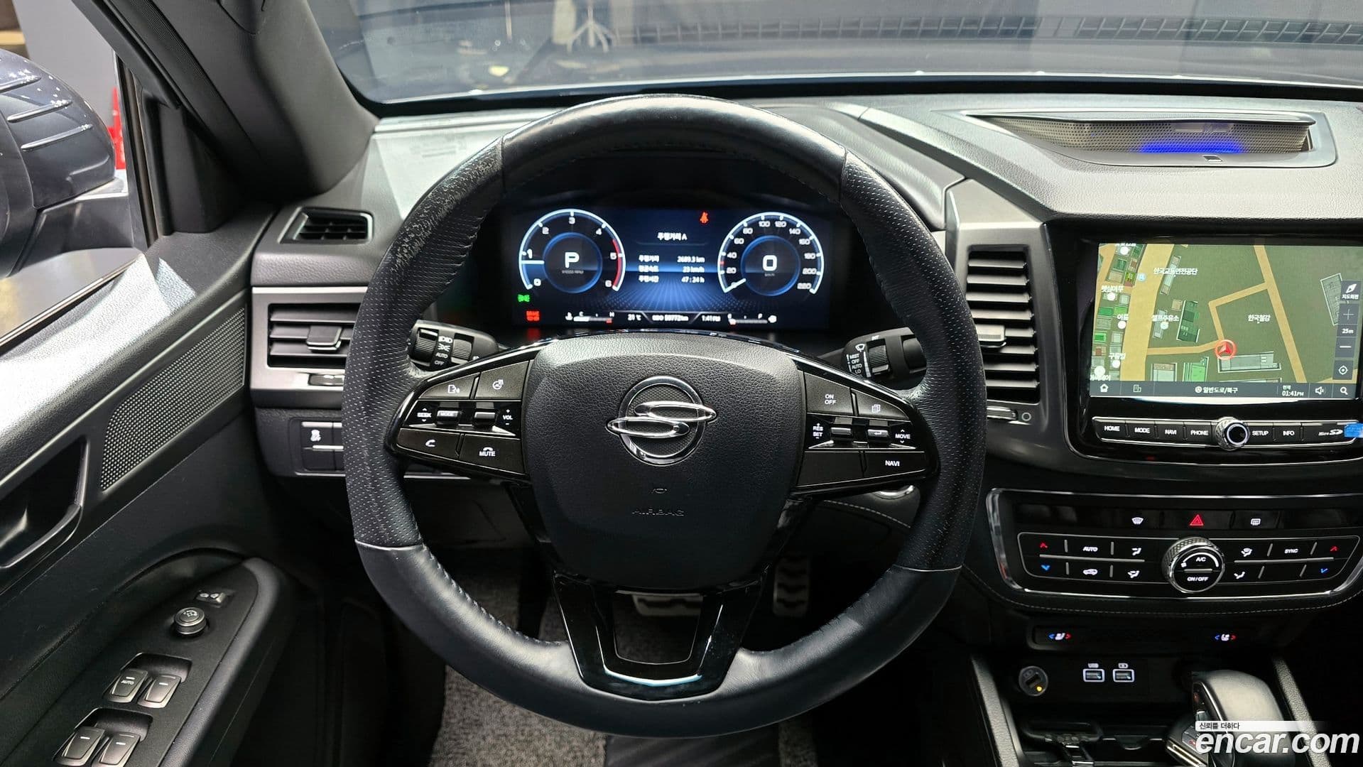 Main__Slider__Photo:Rexton KG_Mobility_Ssangyong 2022.1-13