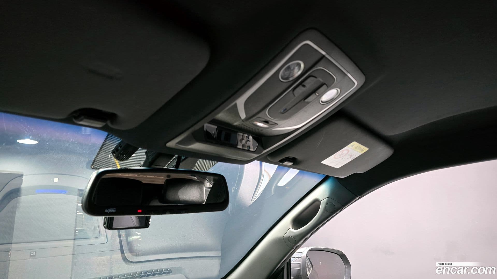 Main__Slider__Photo:Rexton KG_Mobility_Ssangyong 2022.1-19