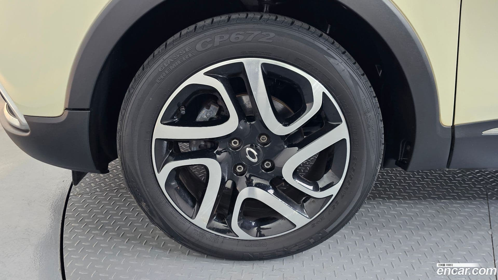 Main__Slider__Photo:QM3 Renault-KoreaSamsung 2016.2-4