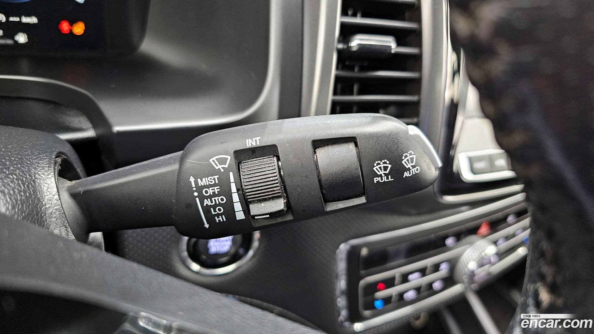 Main__Slider__Photo:Rexton KG_Mobility_Ssangyong 2022.3-17