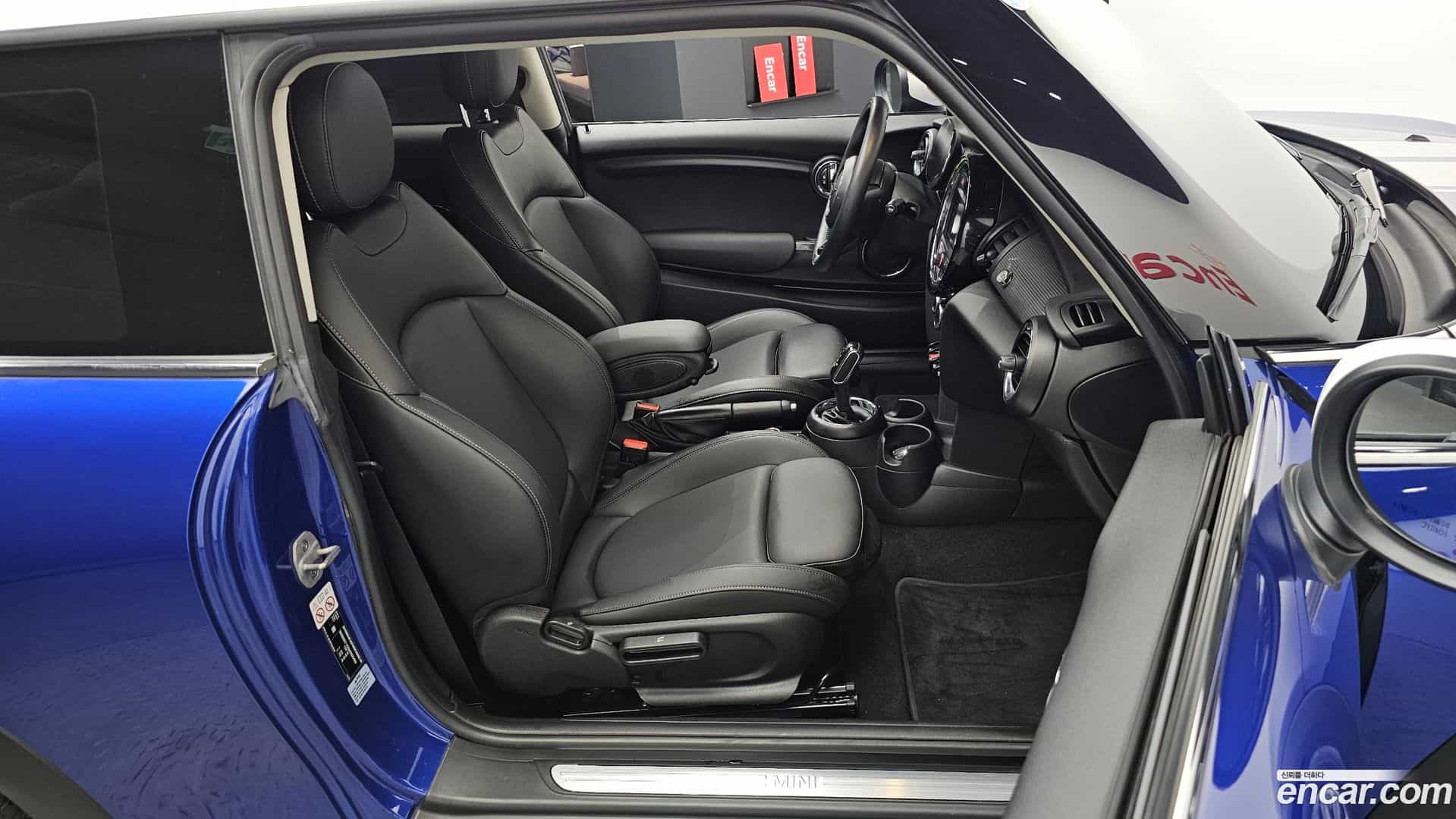 Cooper Mini 2021.6-OPTION-016