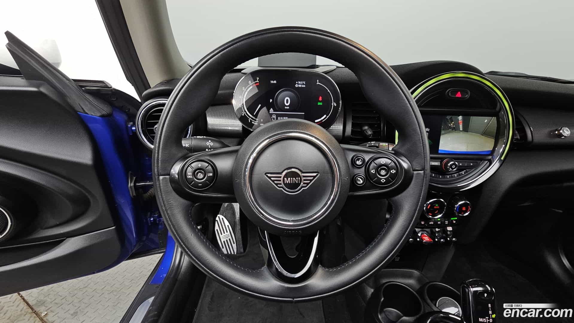 Cooper Mini 2021.6-OPTION-018