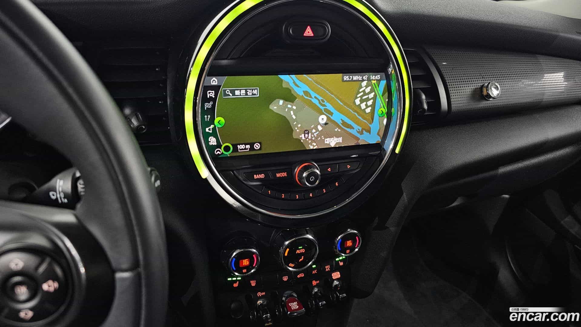 Cooper Mini 2021.6-OPTION-020