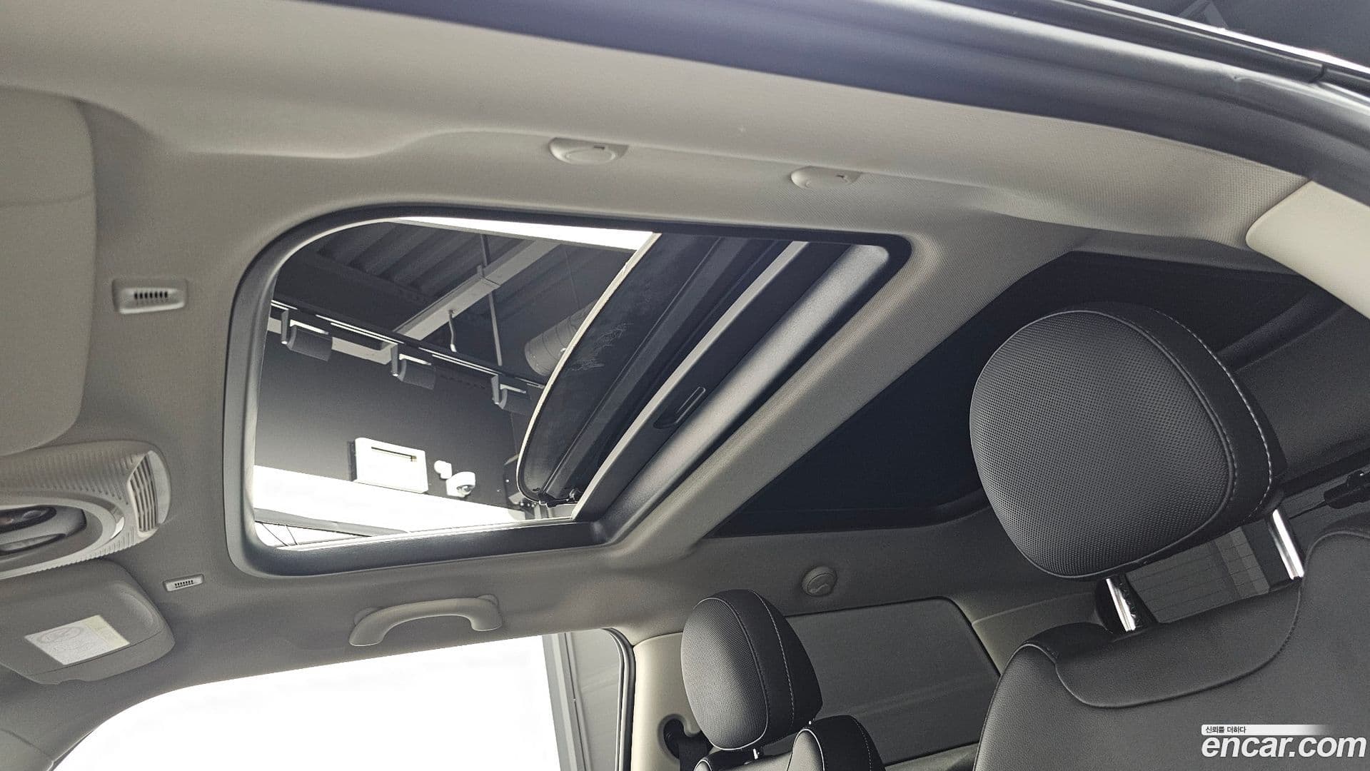 Main__Slider__Photo:Cooper Mini 2021.6-18