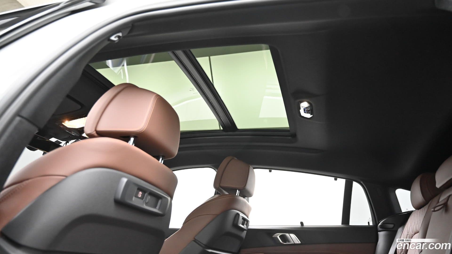 Main__Slider__Photo:X6 BMW 2022.7-18