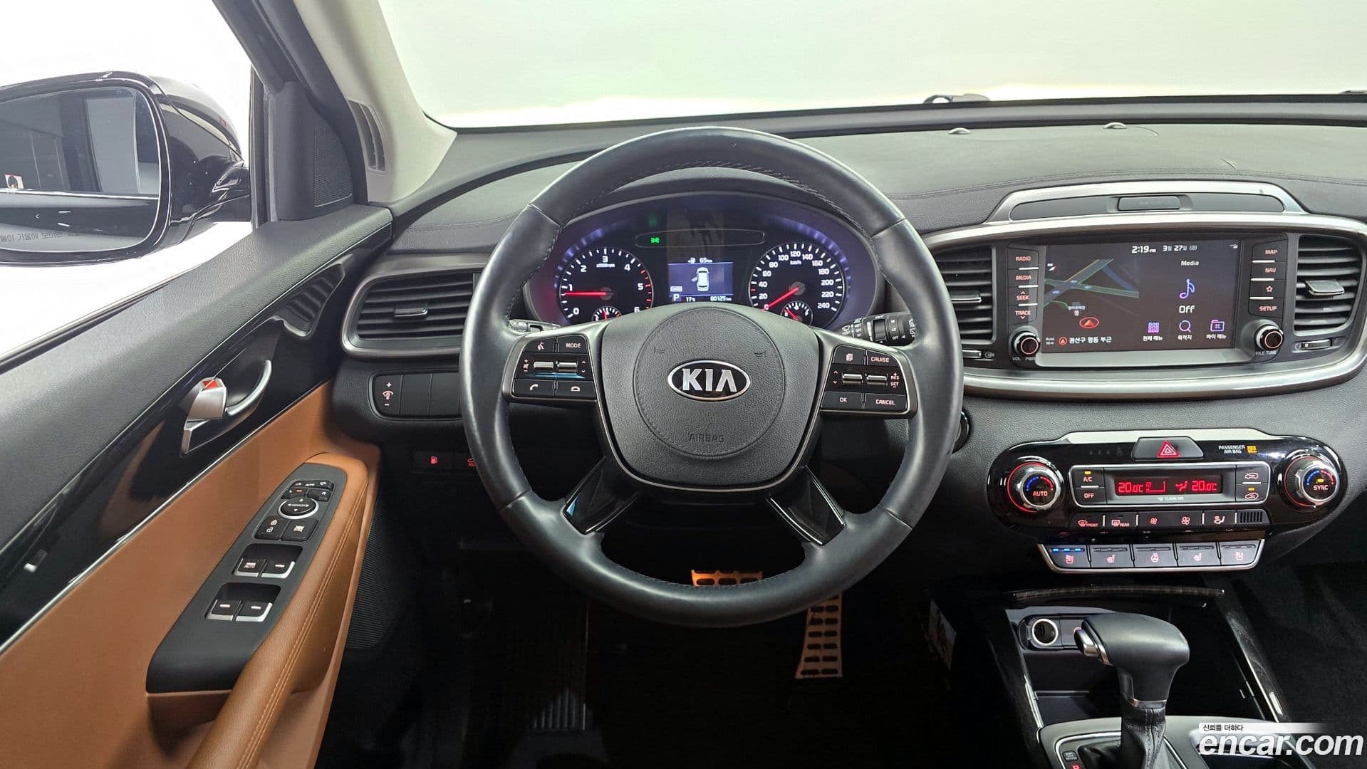 Main__Slider__Photo:Sorento Kia 2018.5-12