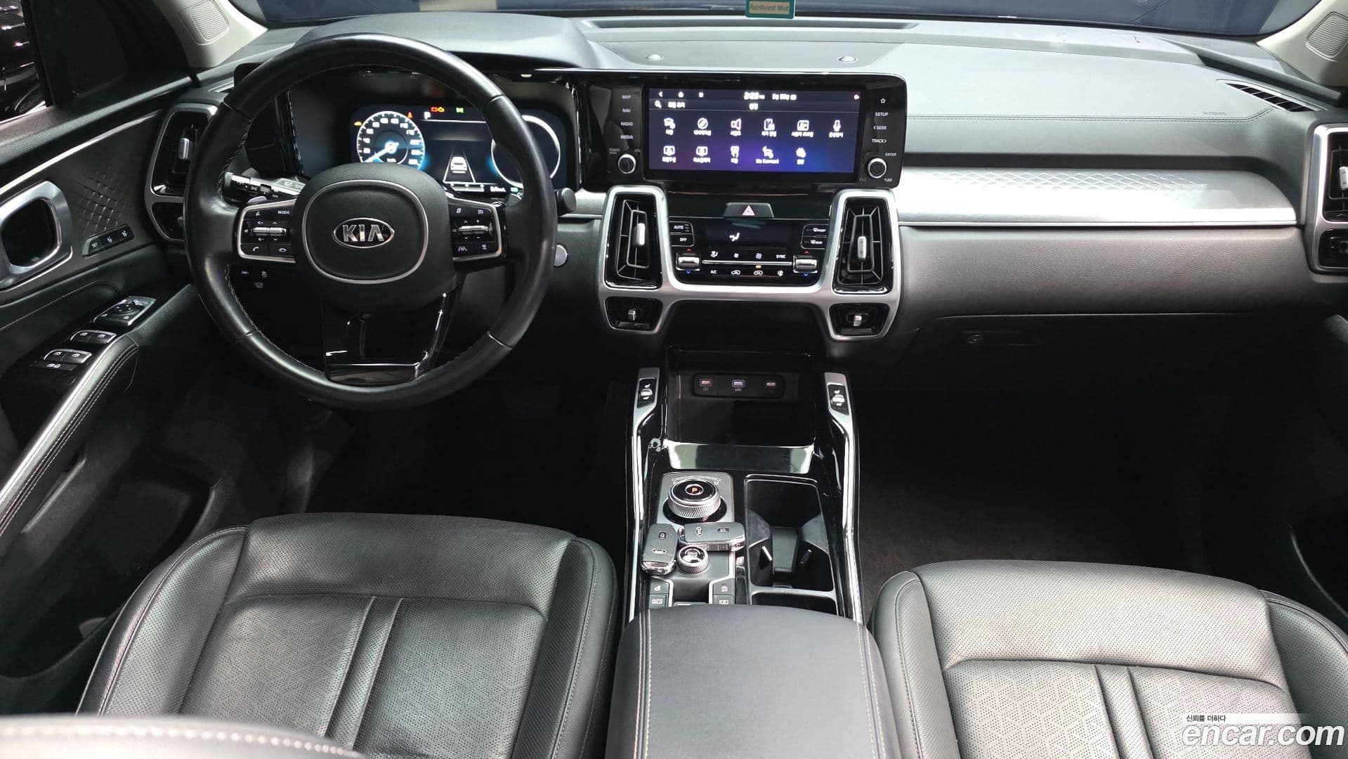 Main__Slider__Photo:Sorento Kia 2021.2-6