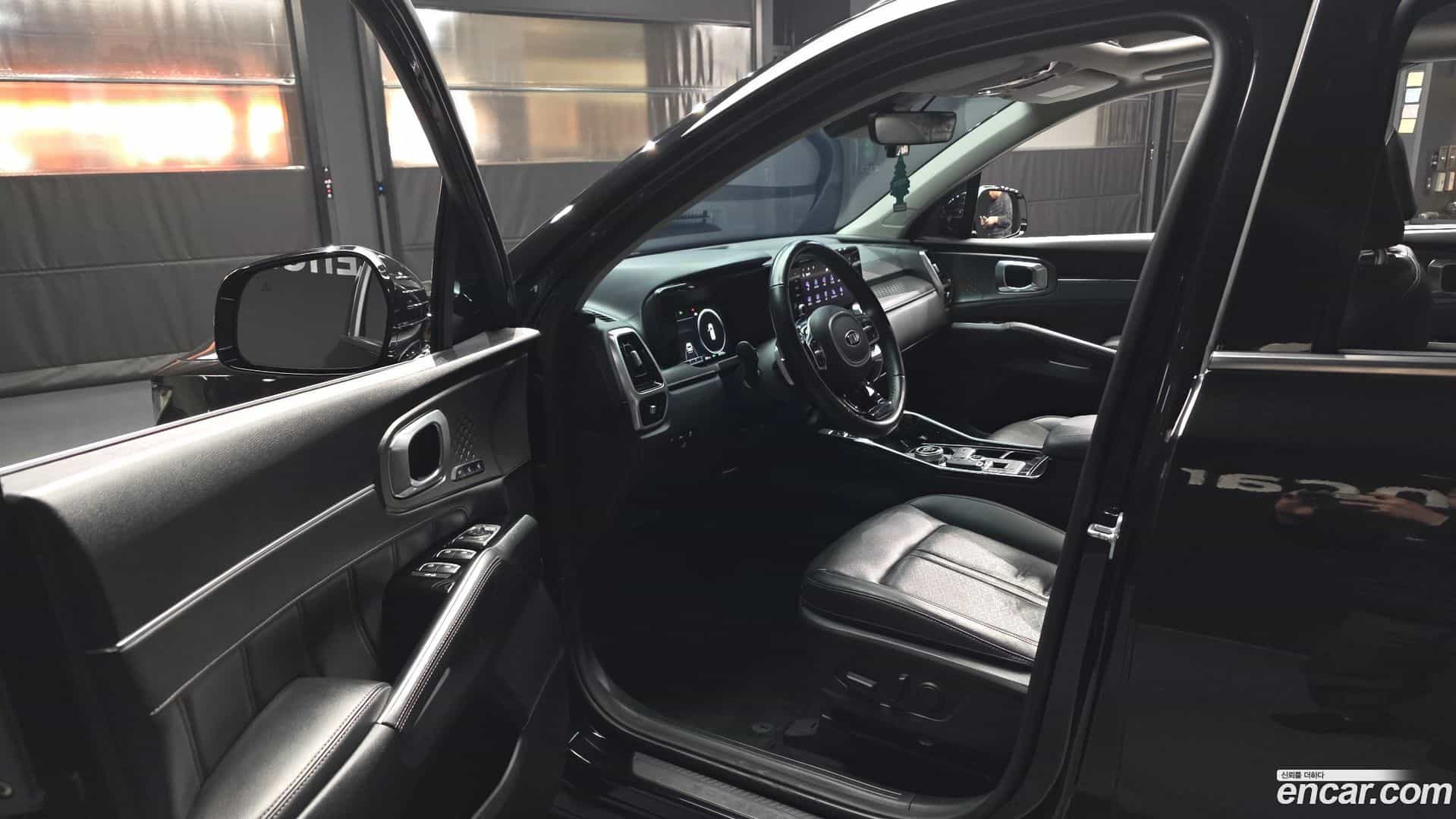 Sorento Kia 2021.2-INNER-010