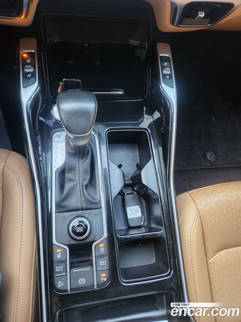 Main__Slider__Photo:Sorento Kia 2022.9-9