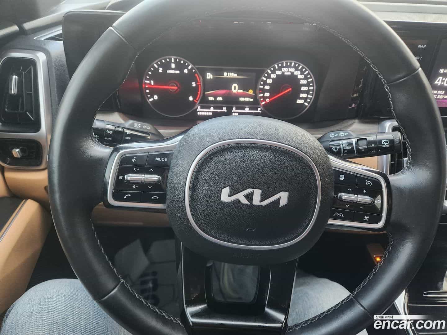 Sorento Kia 2022.9-OPTION-015