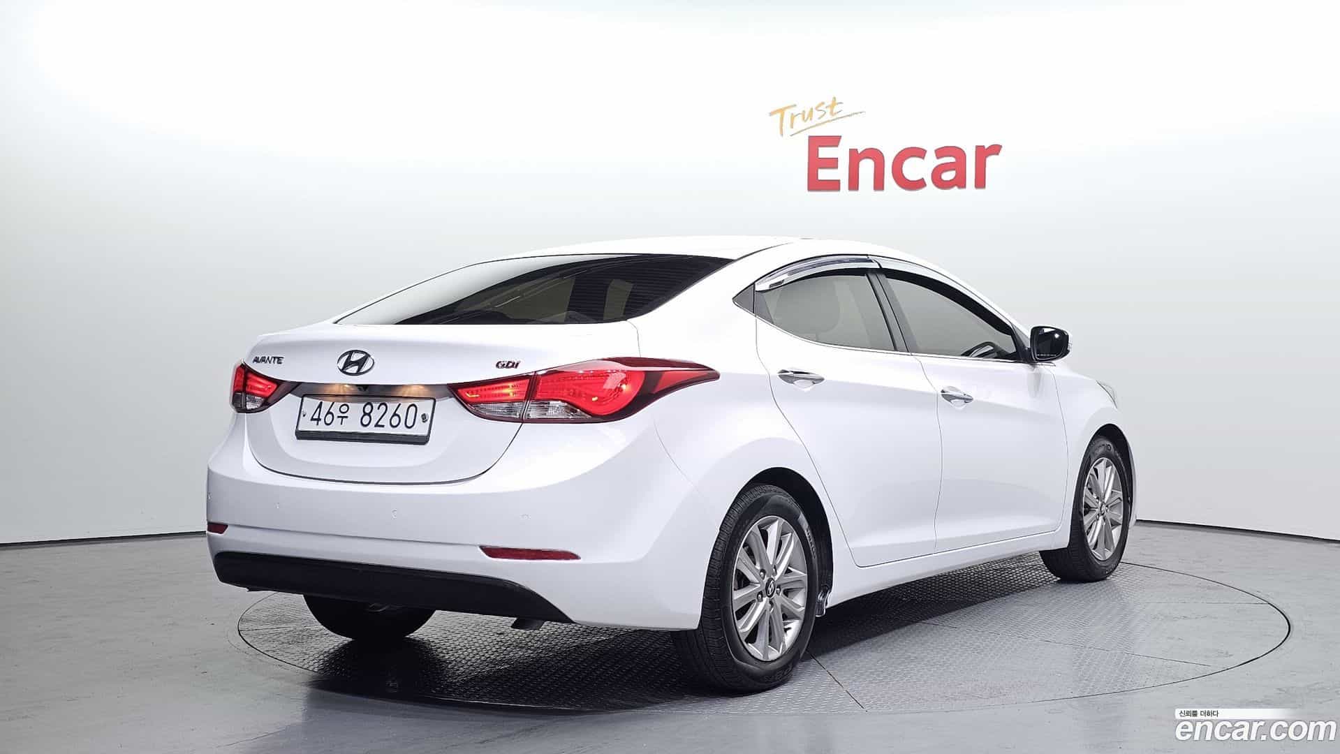 AVANTE Hyundai 2014.1-OUTER-002