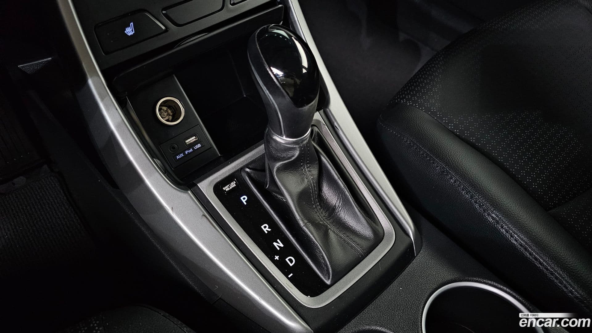 Main__Slider__Photo:AVANTE Hyundai 2014.1-8