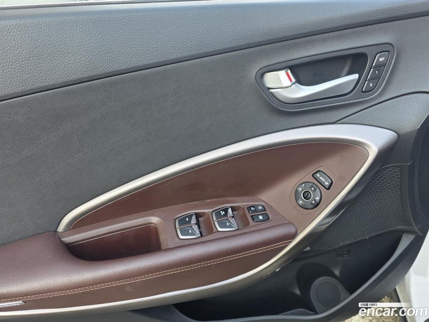 Main__Slider__Photo:Santafe Hyundai 2017.7-13