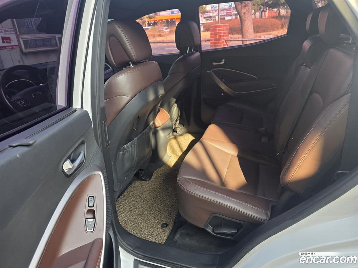 Main__Slider__Photo:Santafe Hyundai 2017.7-15